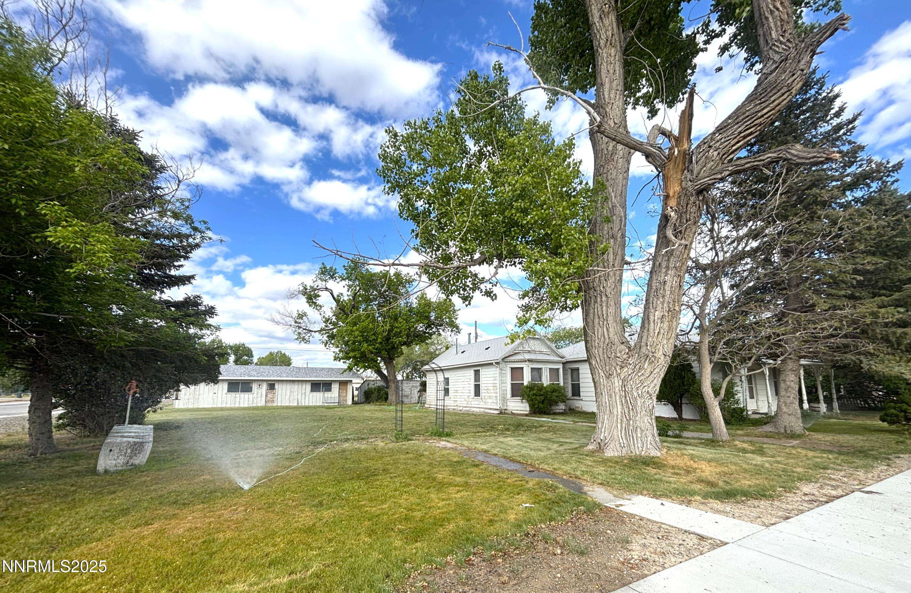 Battle Mountain, NV 89820,831 N 1st ST Street