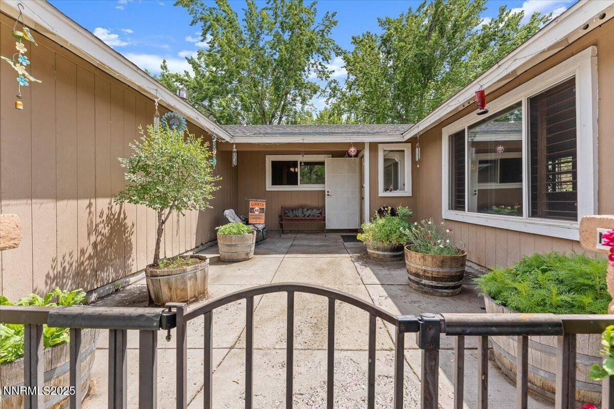 Reno, NV 89502,4415 Leche WAY Way