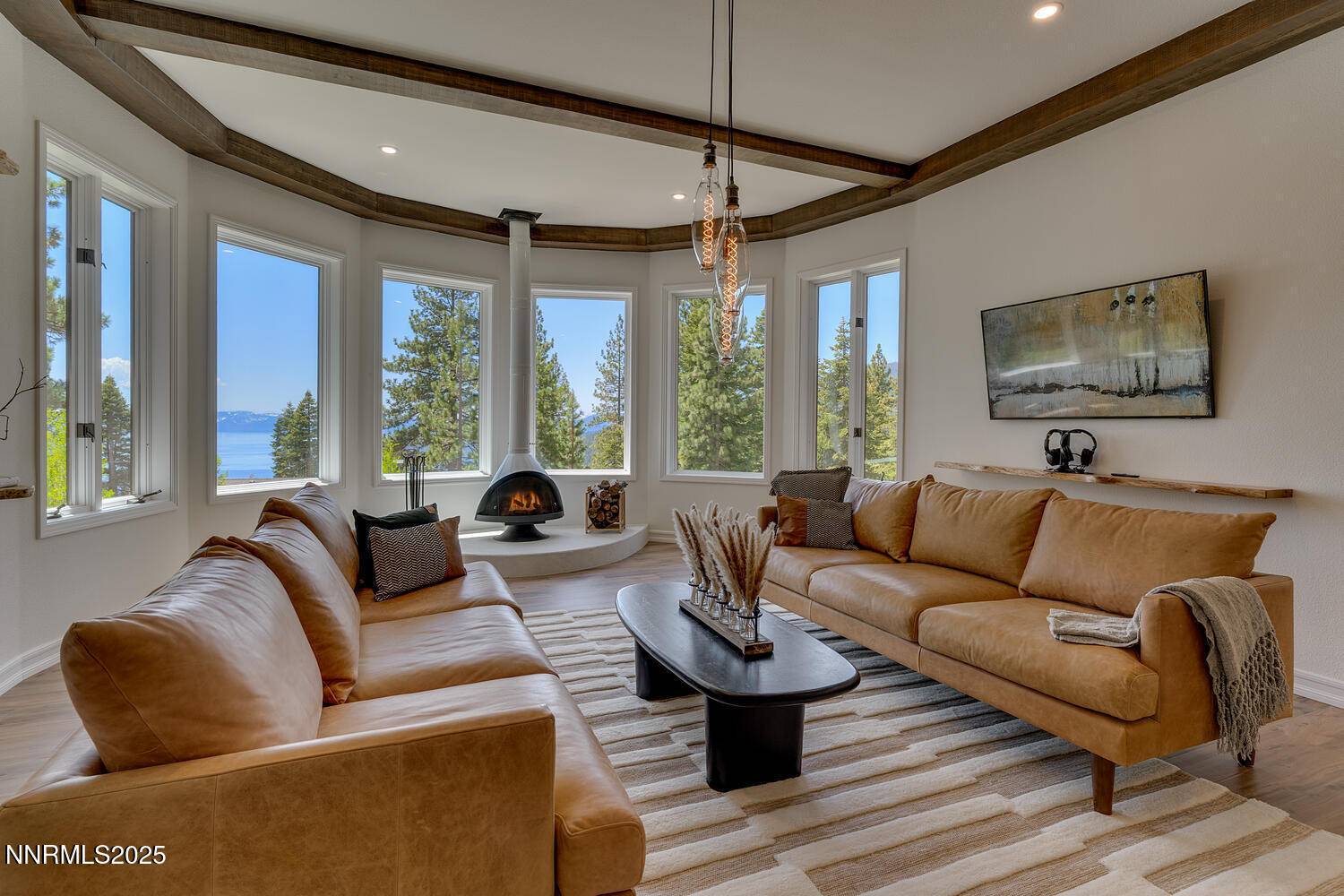 Incline Village, NV 89451,949 Fairview BLVD Boulevard