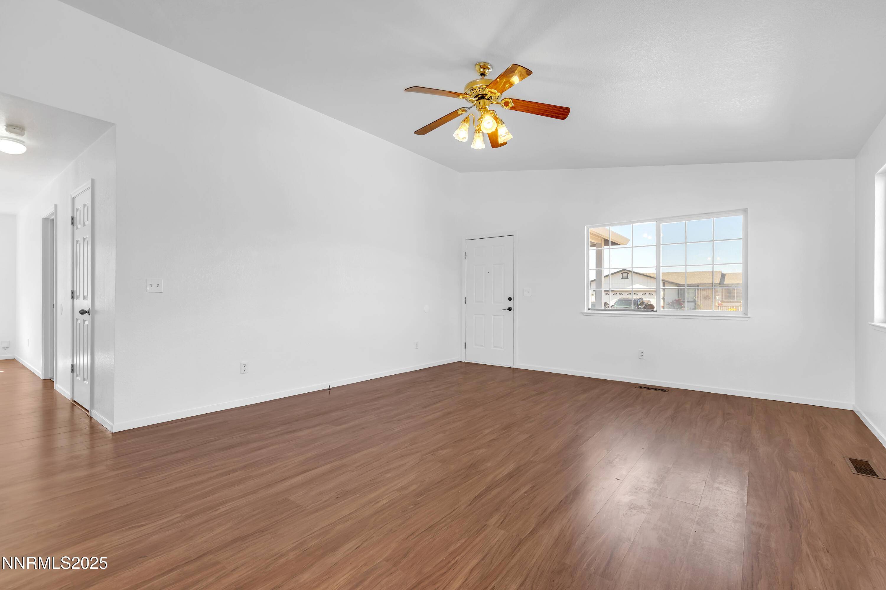 Sun Valley, NV 89433,5643 Cranberry CT Court