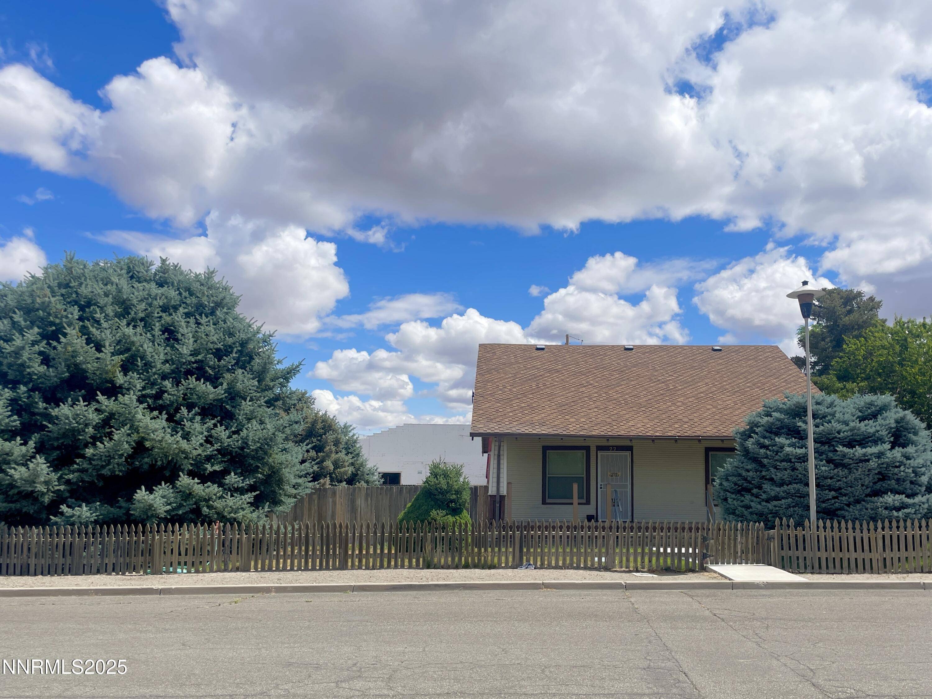 Winnemucca, NV 89445,77 Lay ST Street