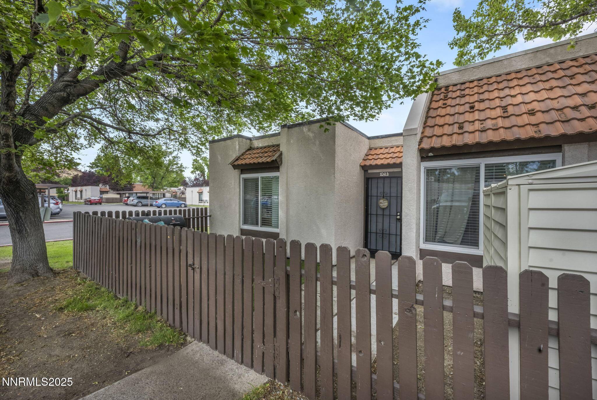 Sparks, NV 89434,1041 Baywood DR Drive #B