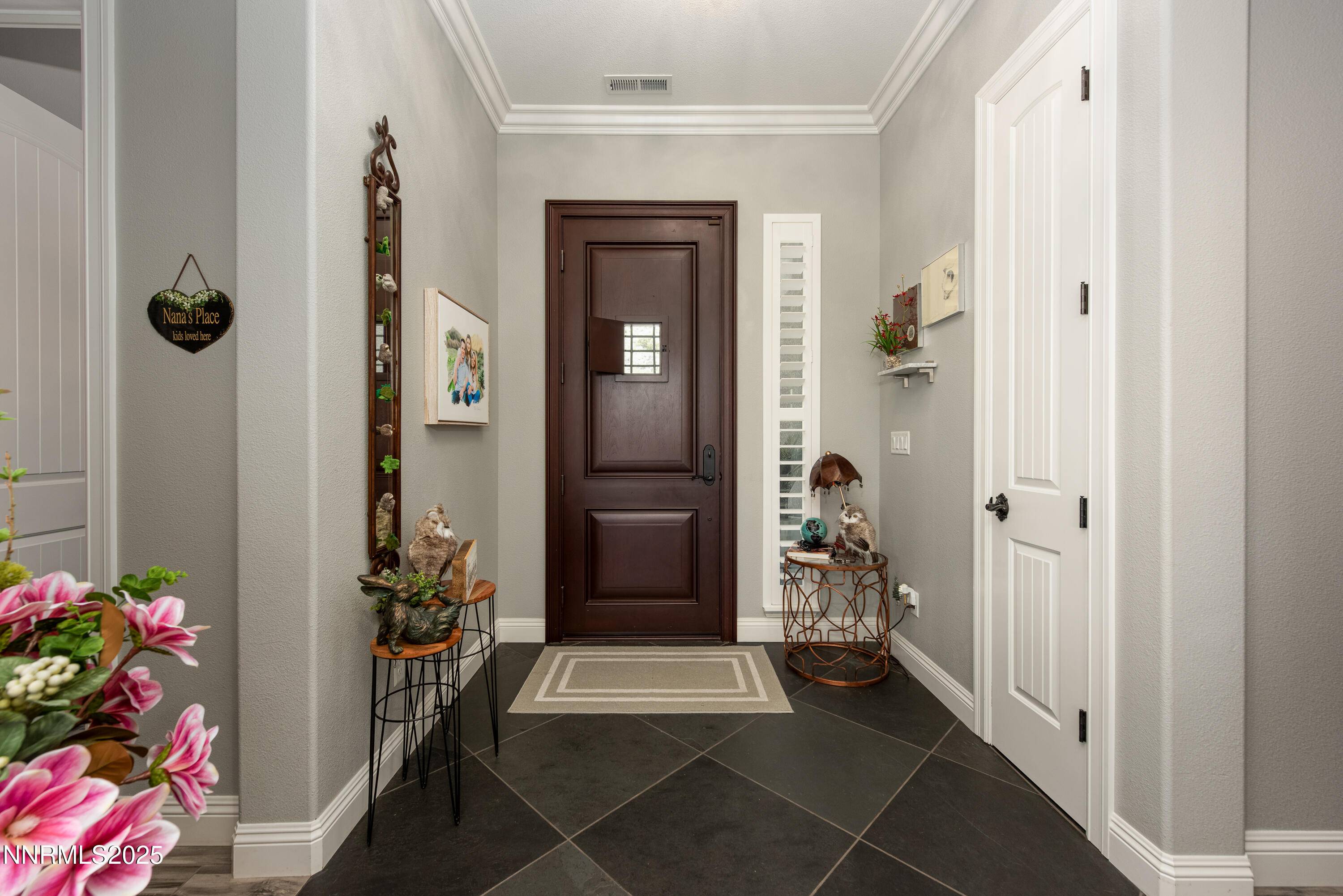 Carson City, NV 89703,2092 Canterbury LN Lane