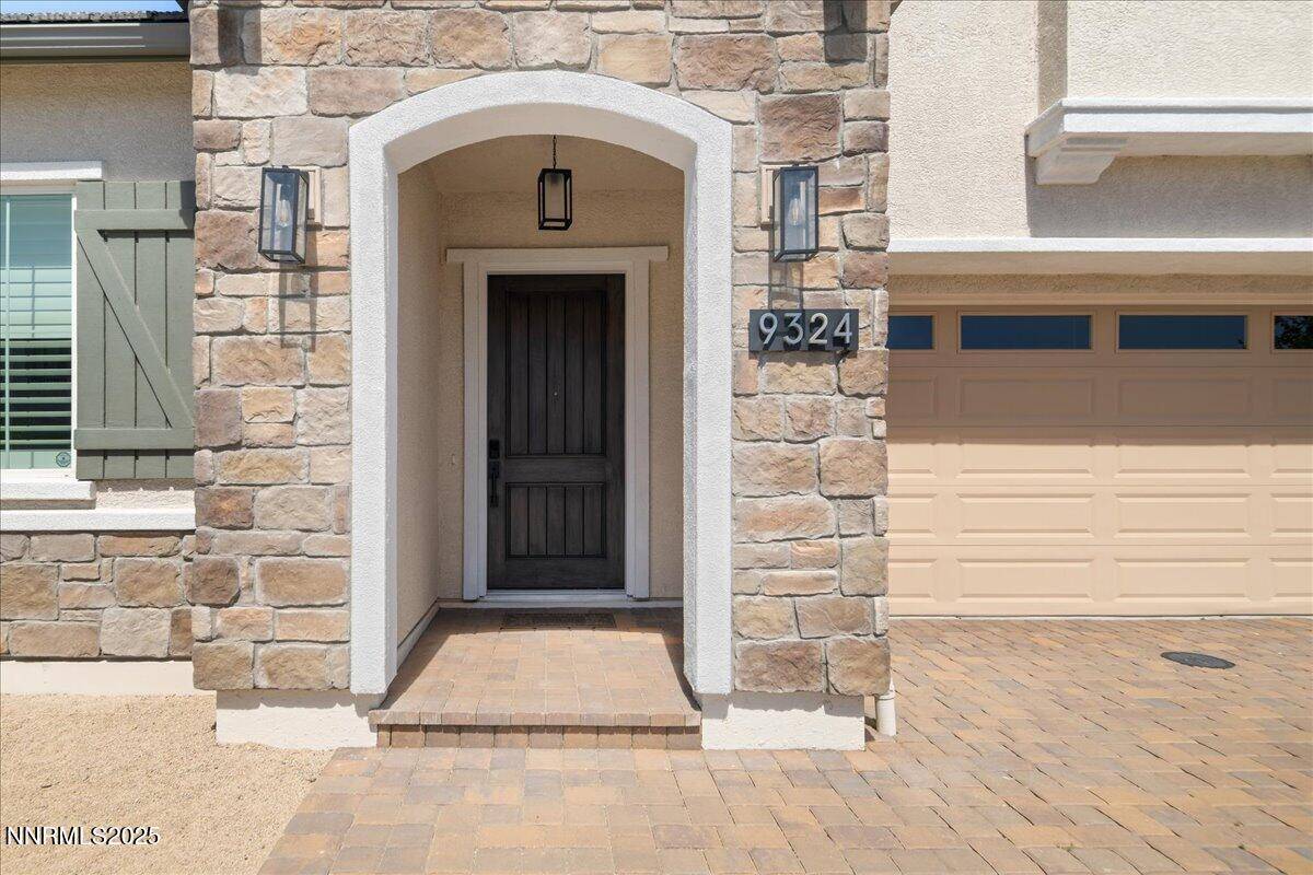 Reno, NV 89521,9324 Astaya