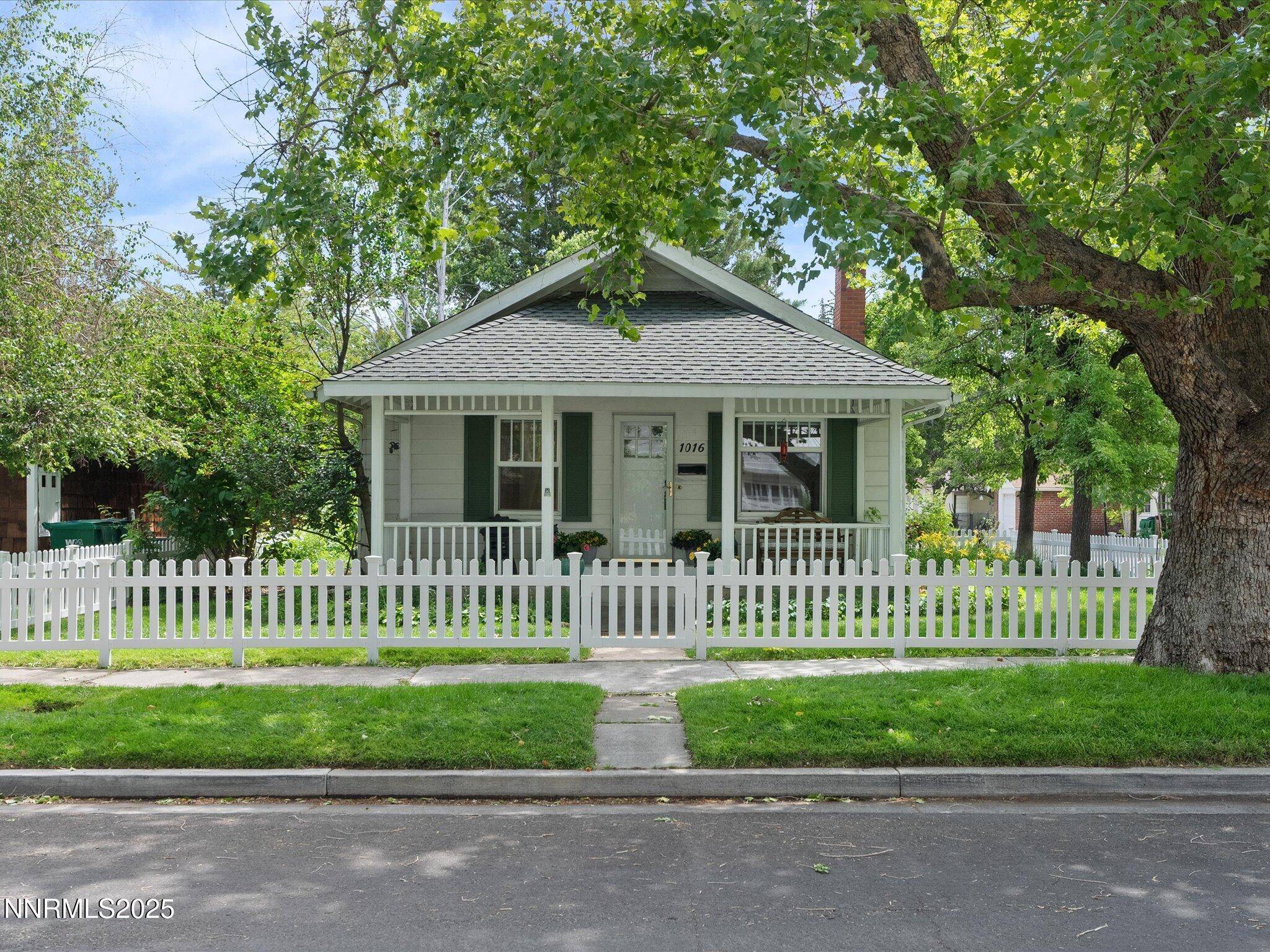 Reno, NV 89509,1016 Nixon AVE Avenue