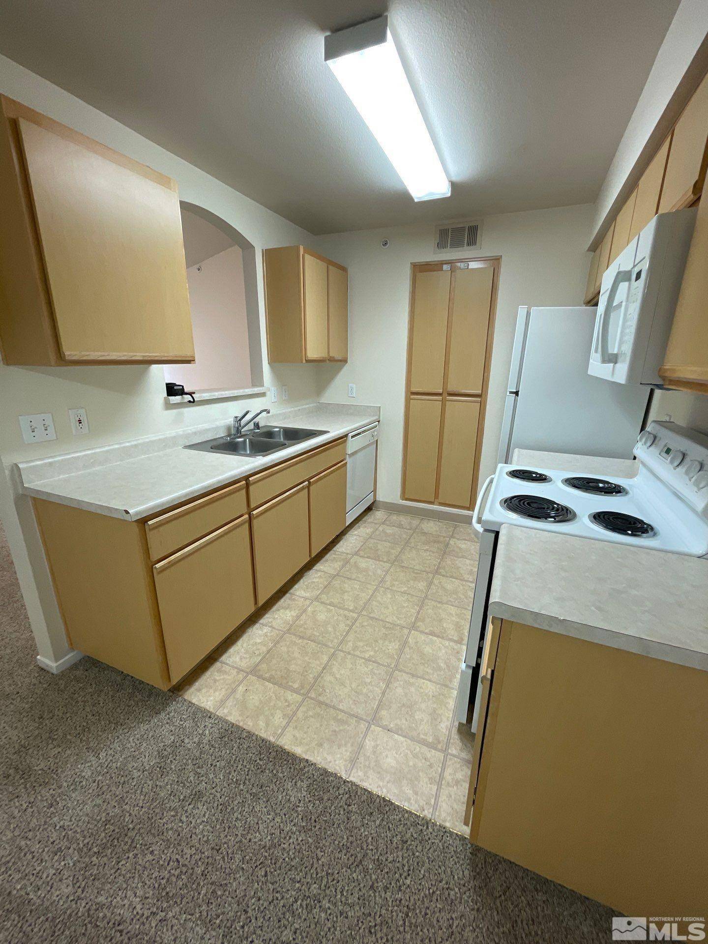 Reno, NV 89523,6850 Sharlands AVE Avenue #Y2152
