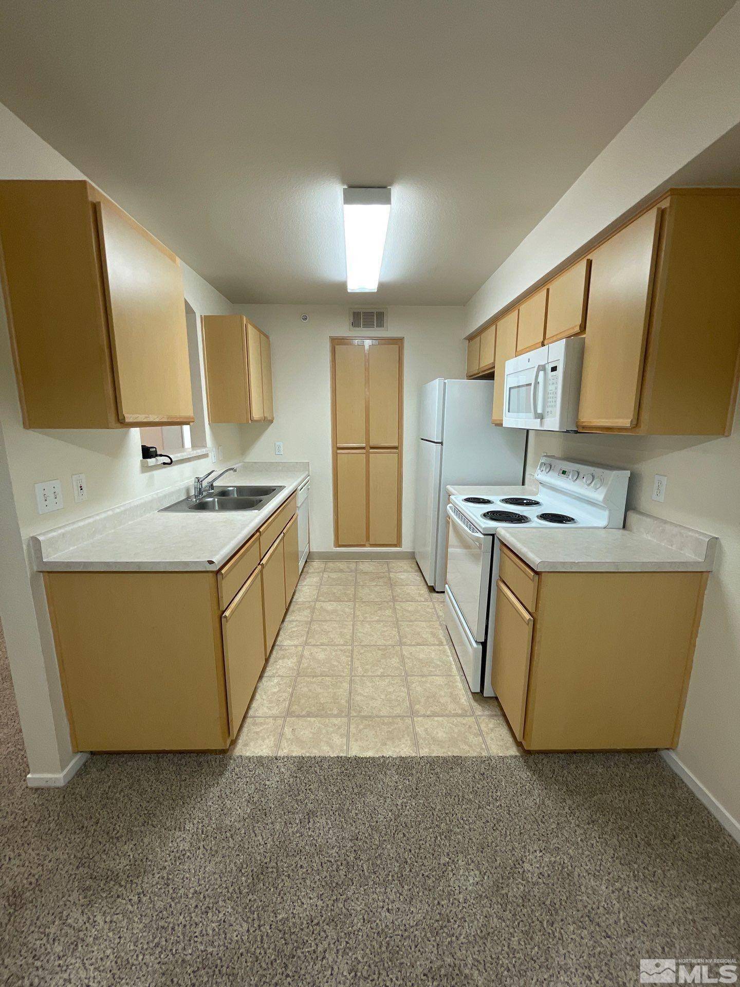 Reno, NV 89523,6850 Sharlands AVE Avenue #Y2152