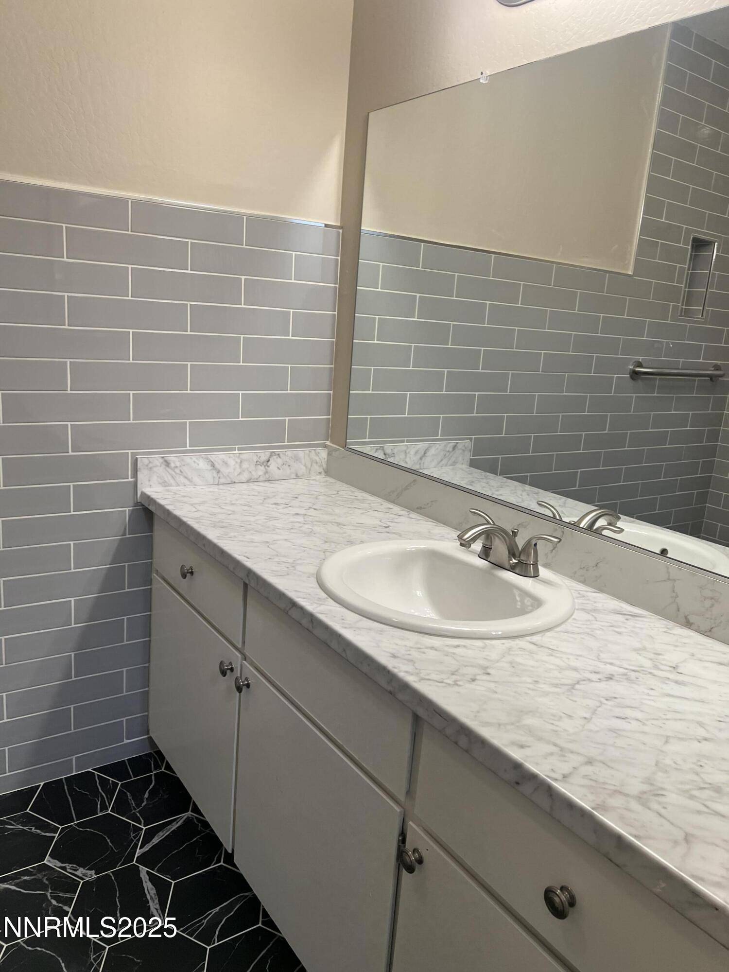 Reno, NV 89509,2955 Lakeside DR Drive #108