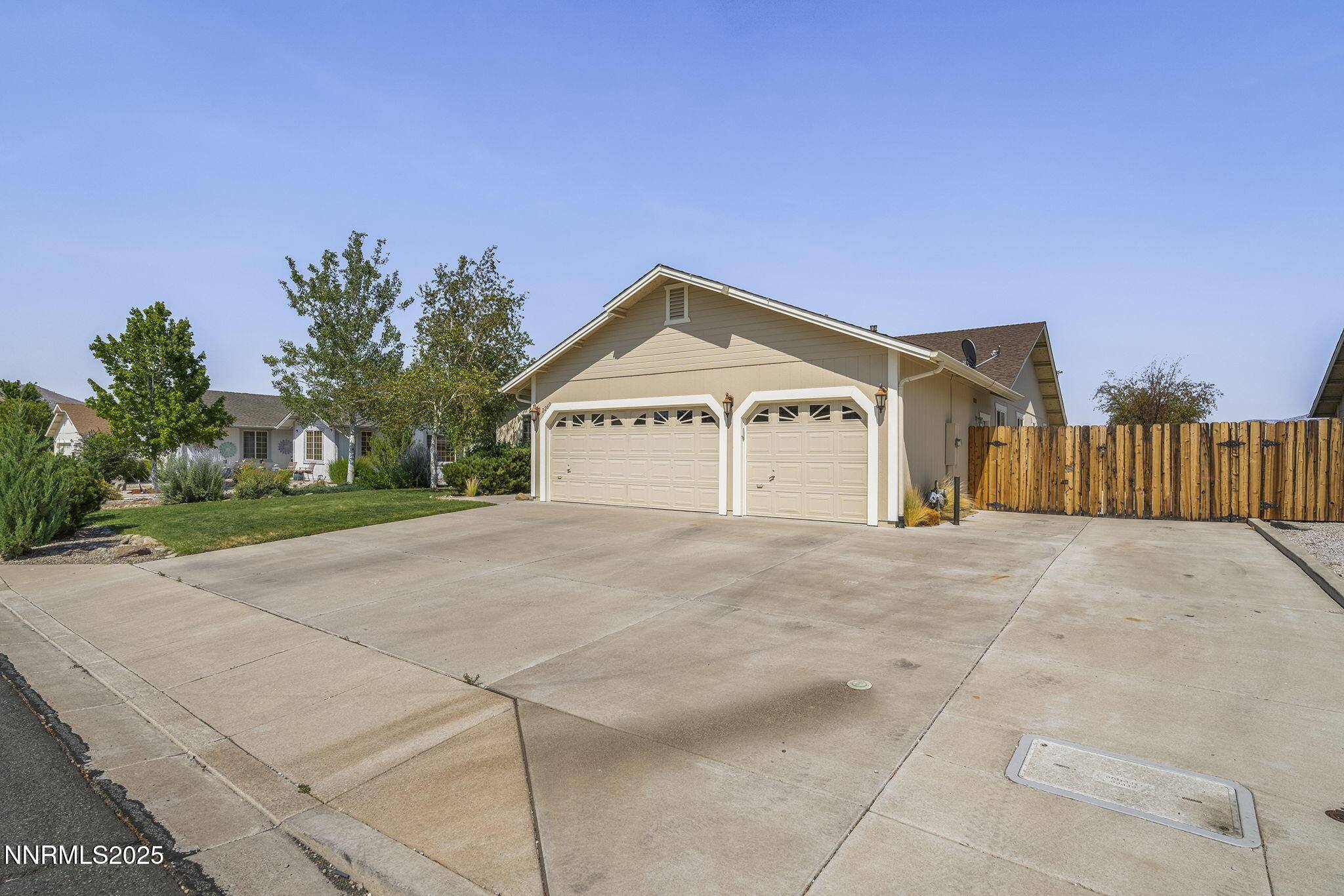 Sparks, NV 89441,2260 Lenticular DR Drive