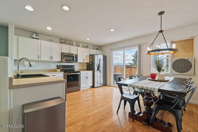 Reno, NV 89506,7433 Creekland DR Drive
