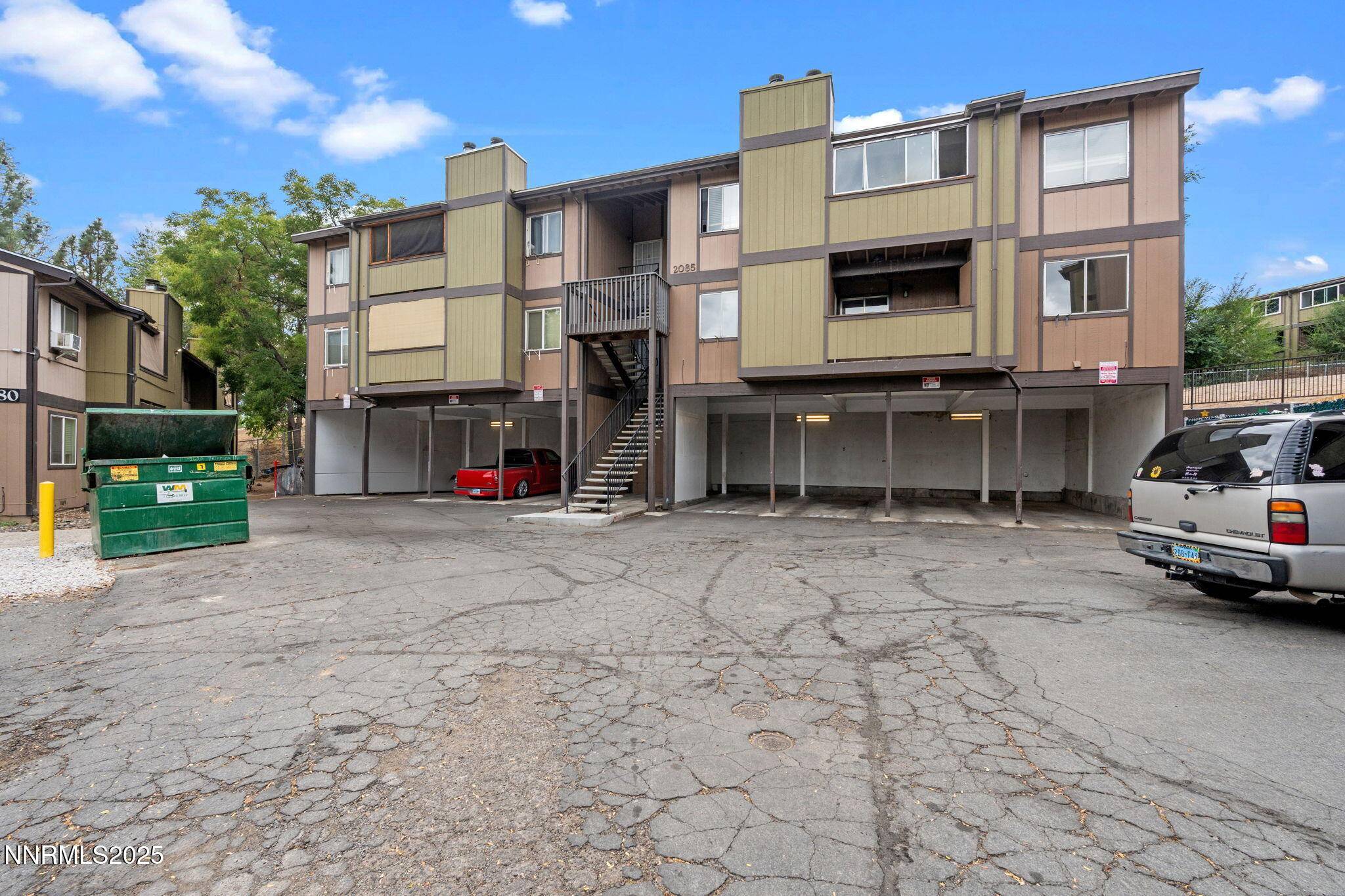 Reno, NV 89512,2085 Highview #2