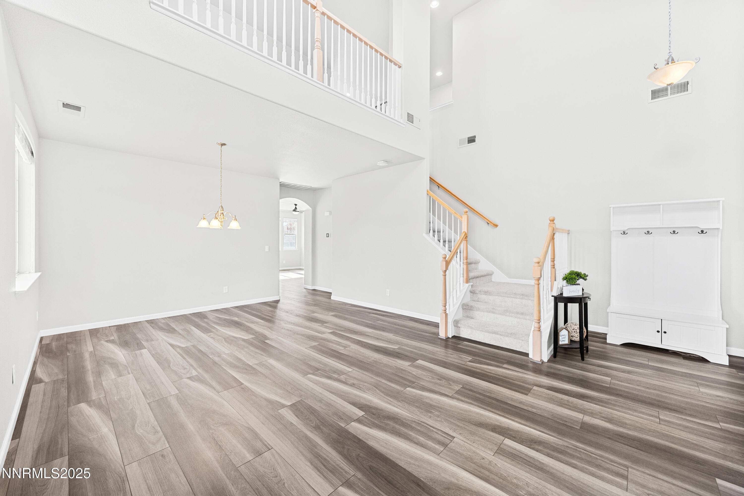 Sparks, NV 89436,3991 White Oak LN