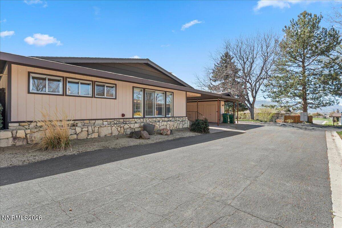 3501 E Hidden Valley, Reno, NV 89502