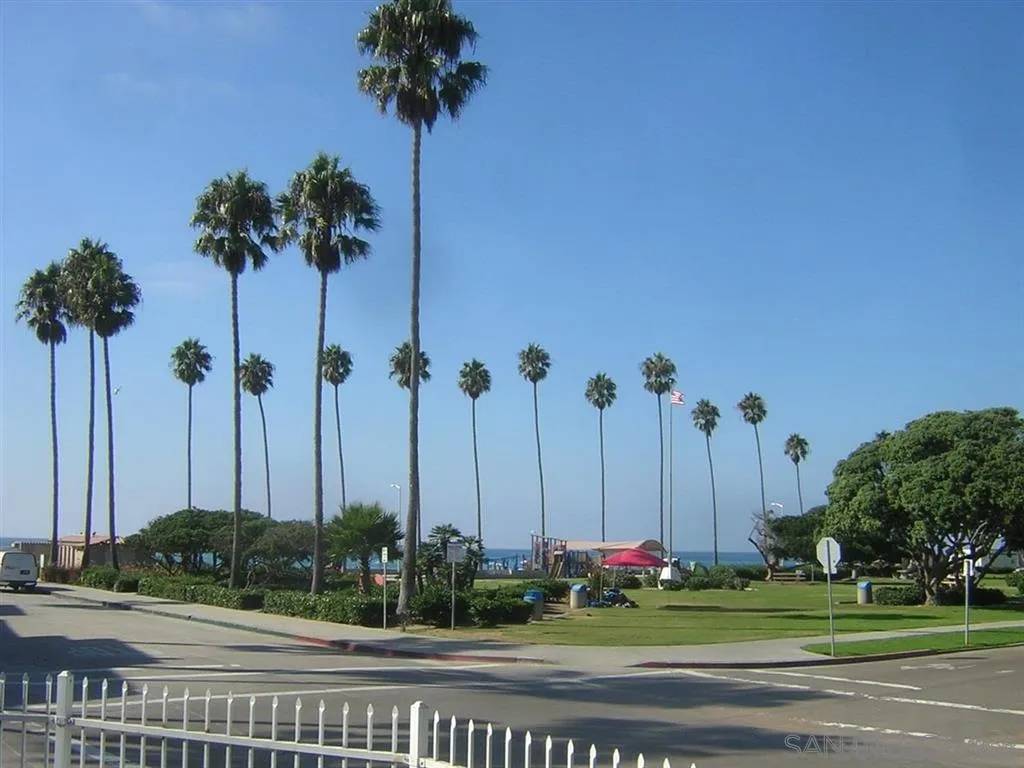 La Jolla, CA 92037,8153 Camino Del Oro