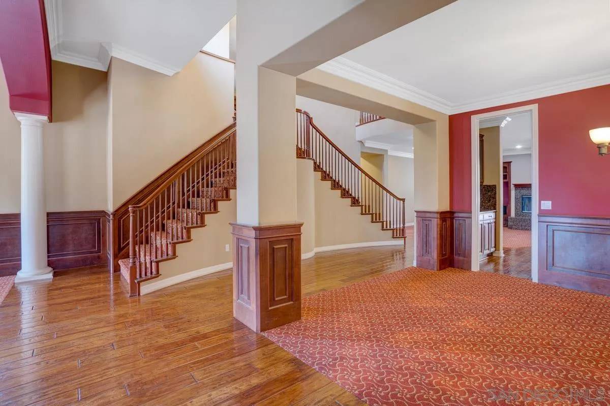 Chula Vista, CA 91913,961 Red Granite Rd