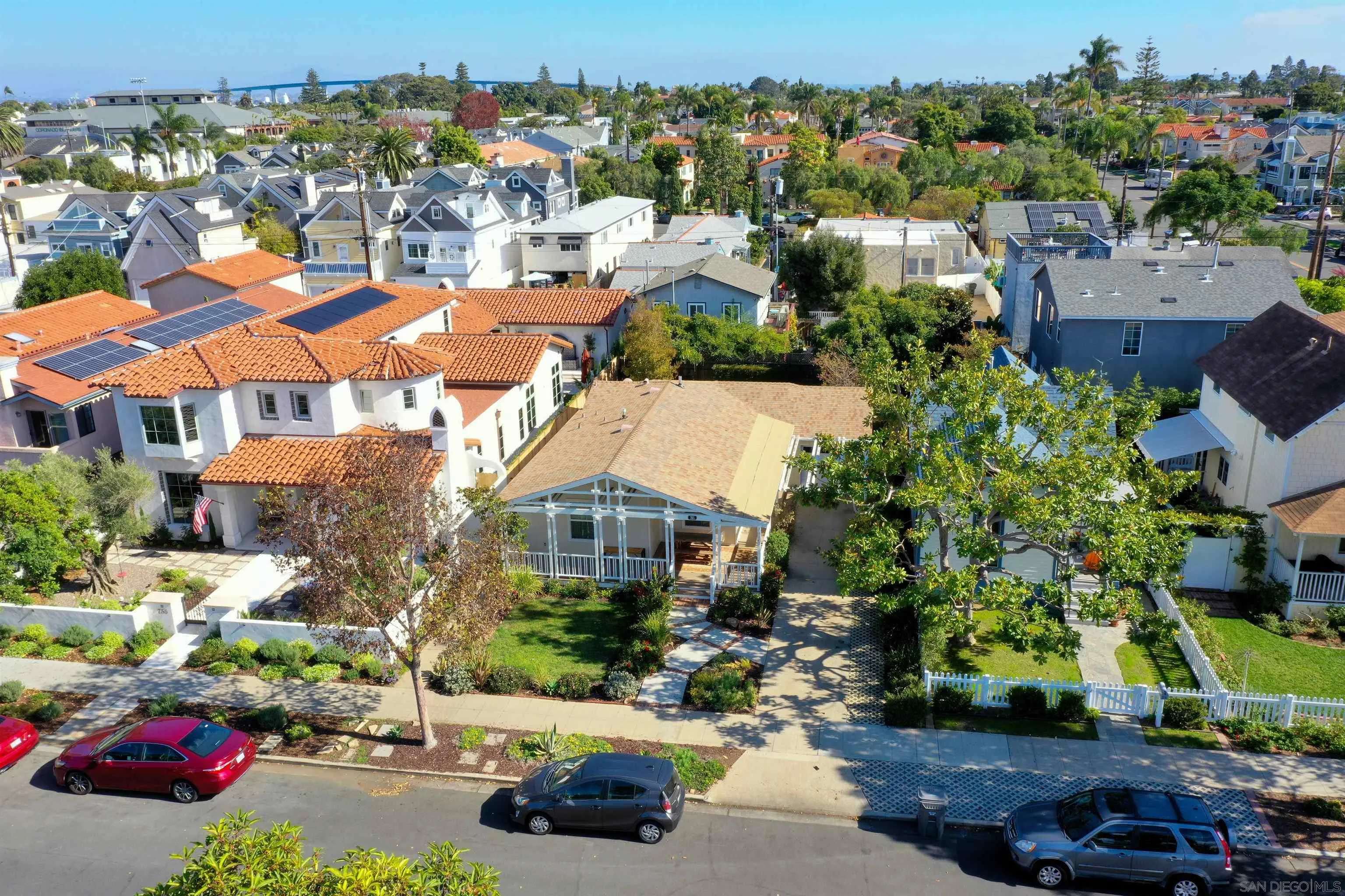 Coronado, CA 92118,765 H Ave