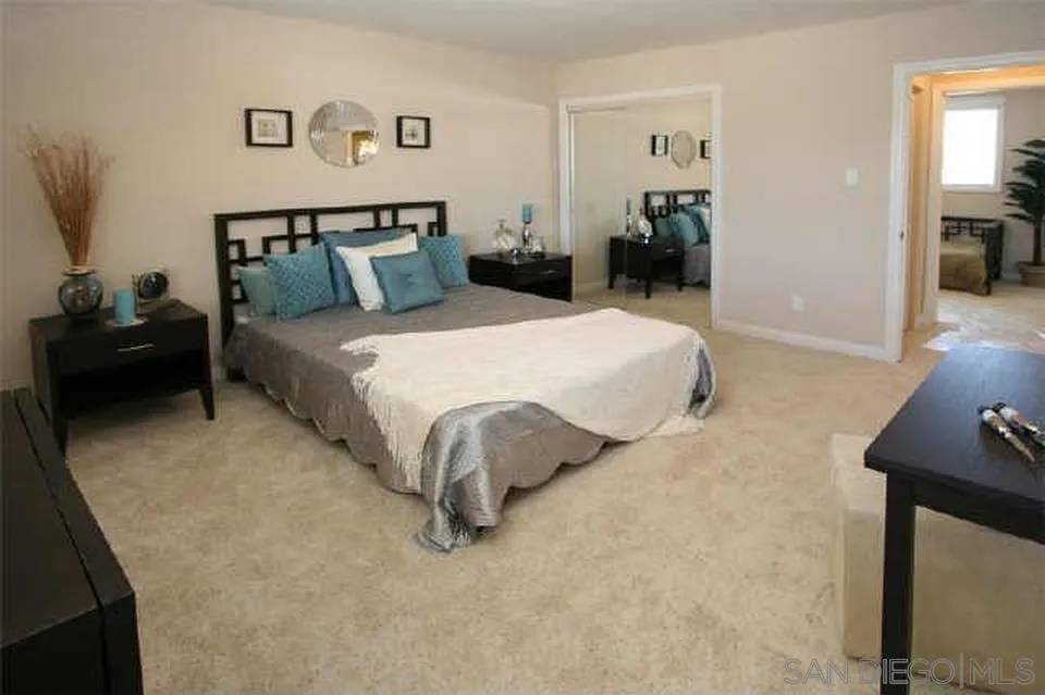 Imperial Beach, CA 91932,575 7Th St #202