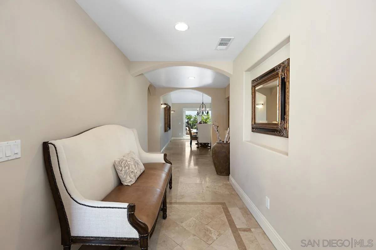 Poway, CA 92064,14258 Palisades Dr