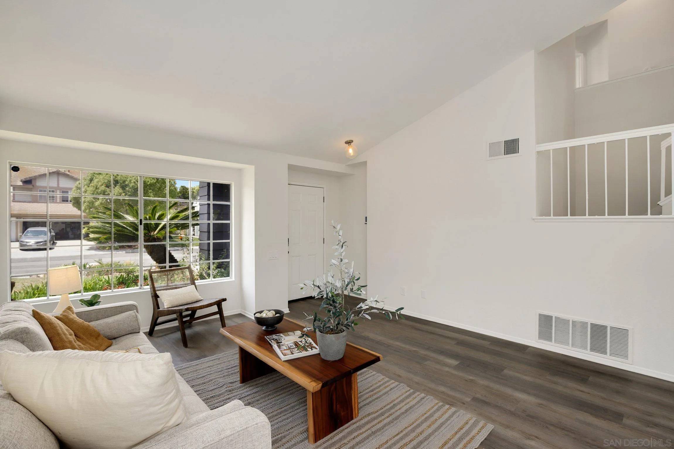 Oceanside, CA 92057,786 Gregory Ln