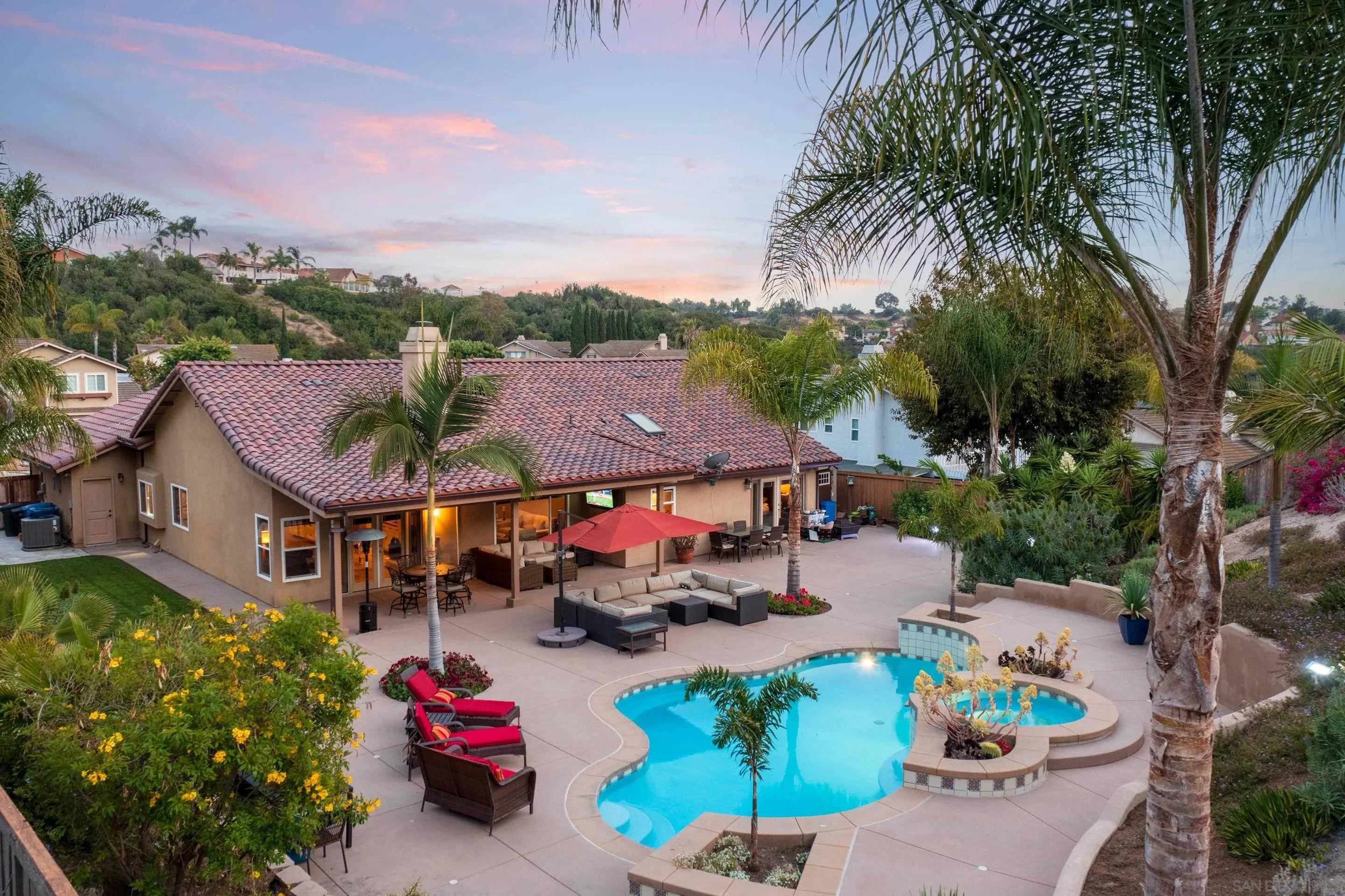 Bonita, CA 91902,539 Trailridge Dr
