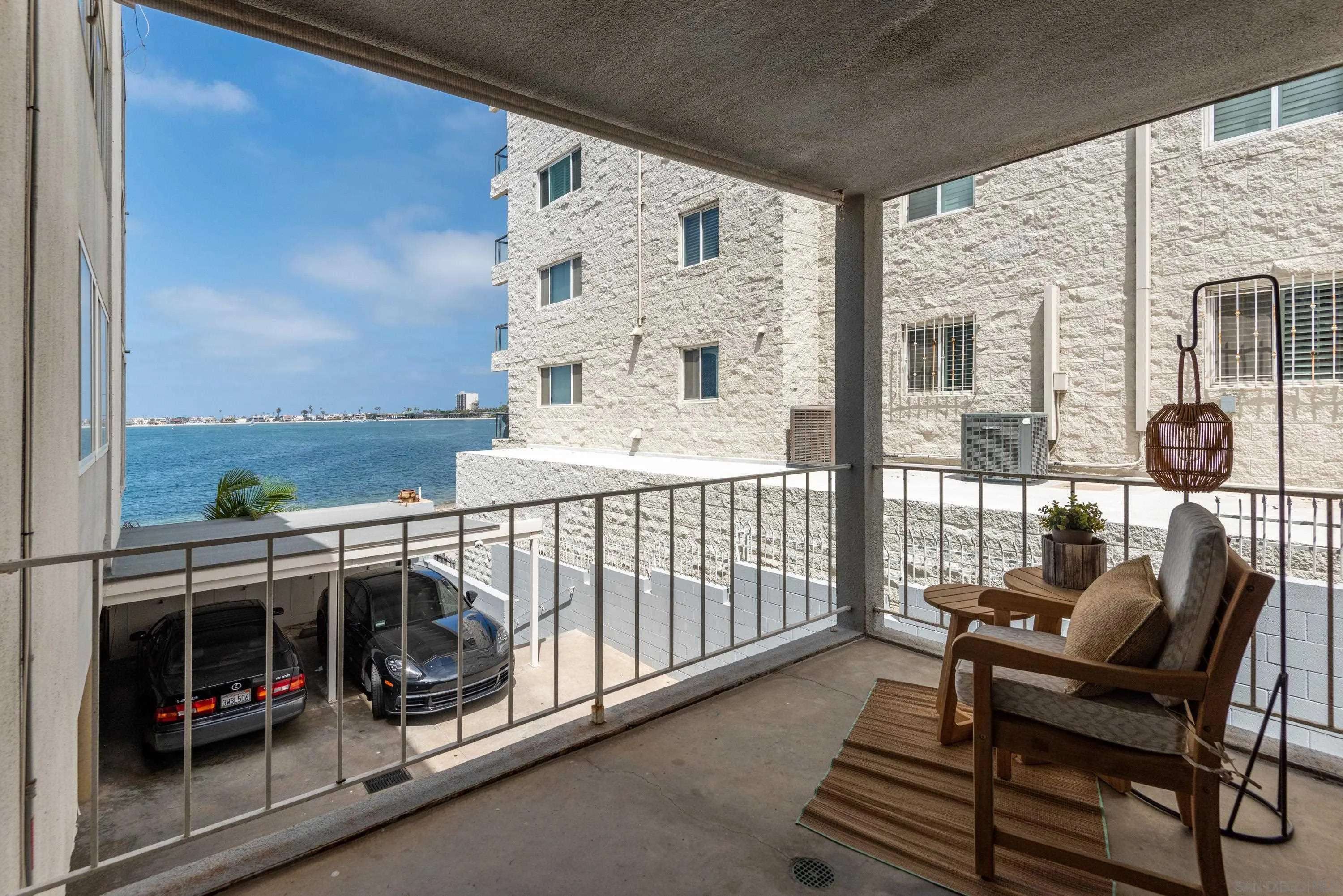 San Diego, CA 92109,3850 Riviera Dr #1C