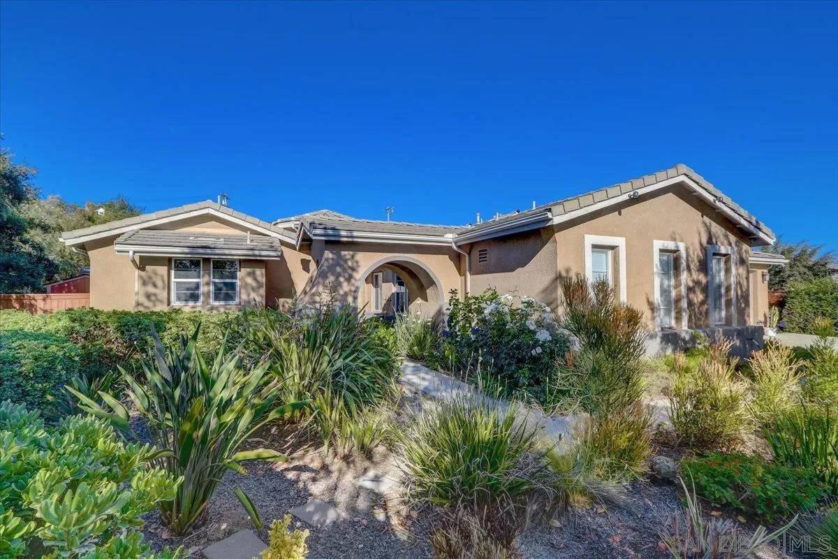 Vista, CA 92084,1407 Montelena Ct