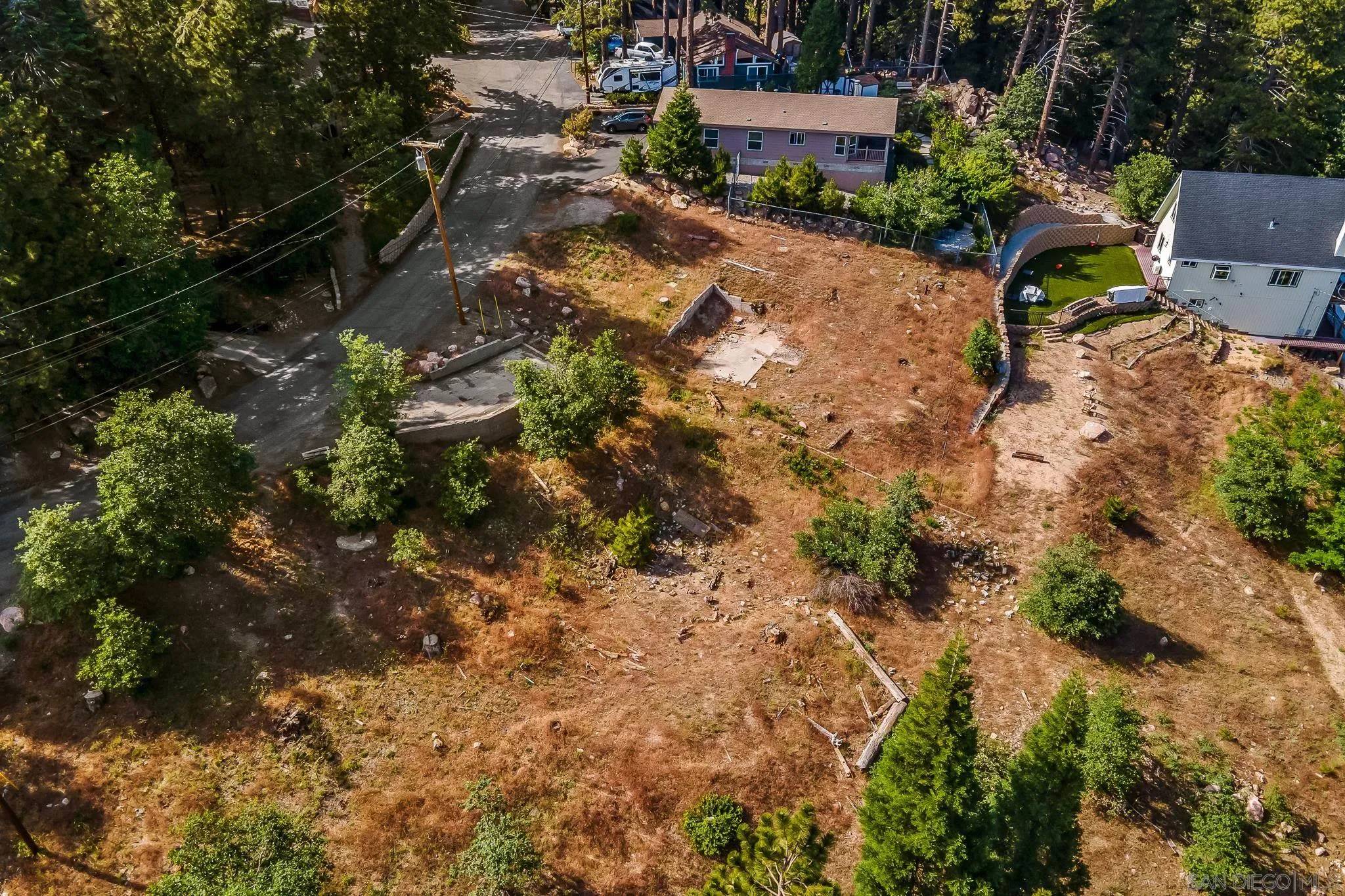 Running Springs, CA 92382,31533 Circle View Dr #174