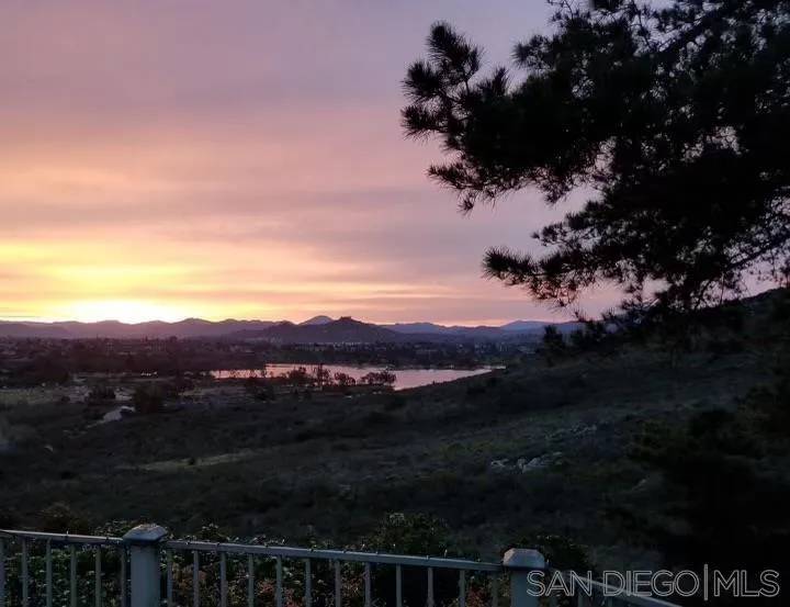 San Diego, CA 92120,6161 Madra Ave