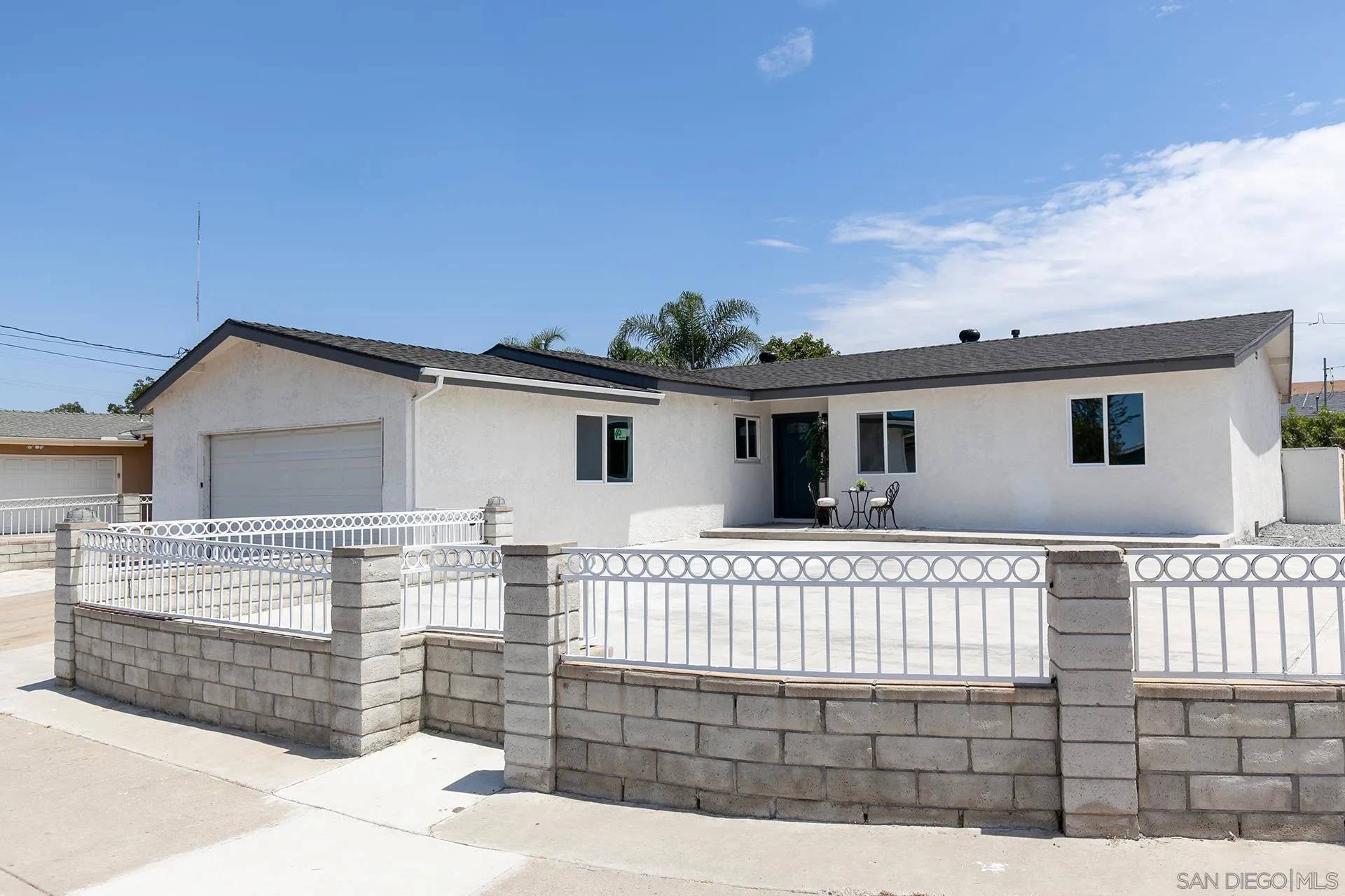 San Diego, CA 92102,1817 Oakshire Ct