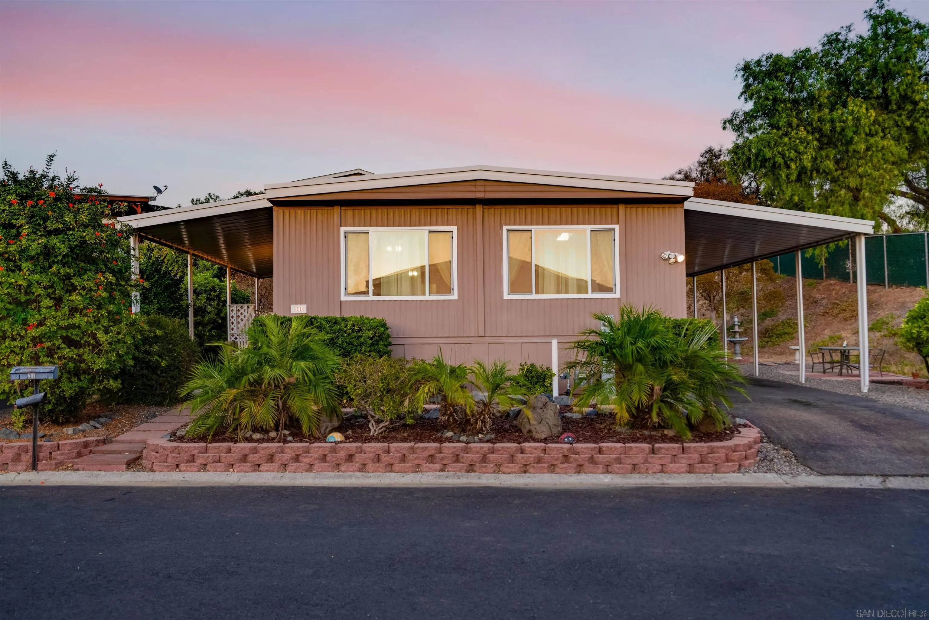 San Marcos, CA 92069,971 Borden Rd #SPC 31