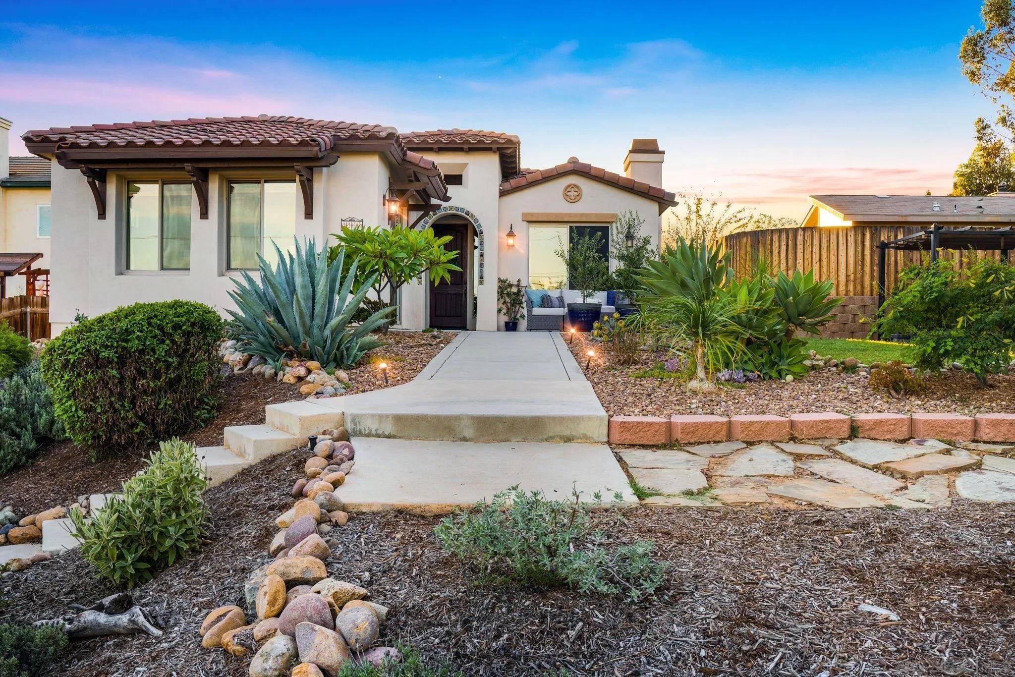 El Cajon, CA 92021,2223 Crest Dr