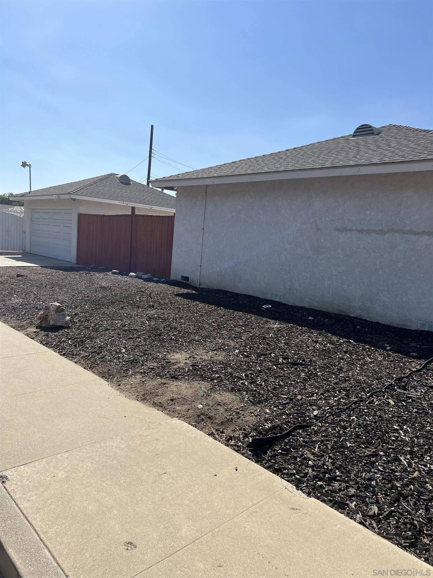Pomona, CA 91767,112 Cary Lane