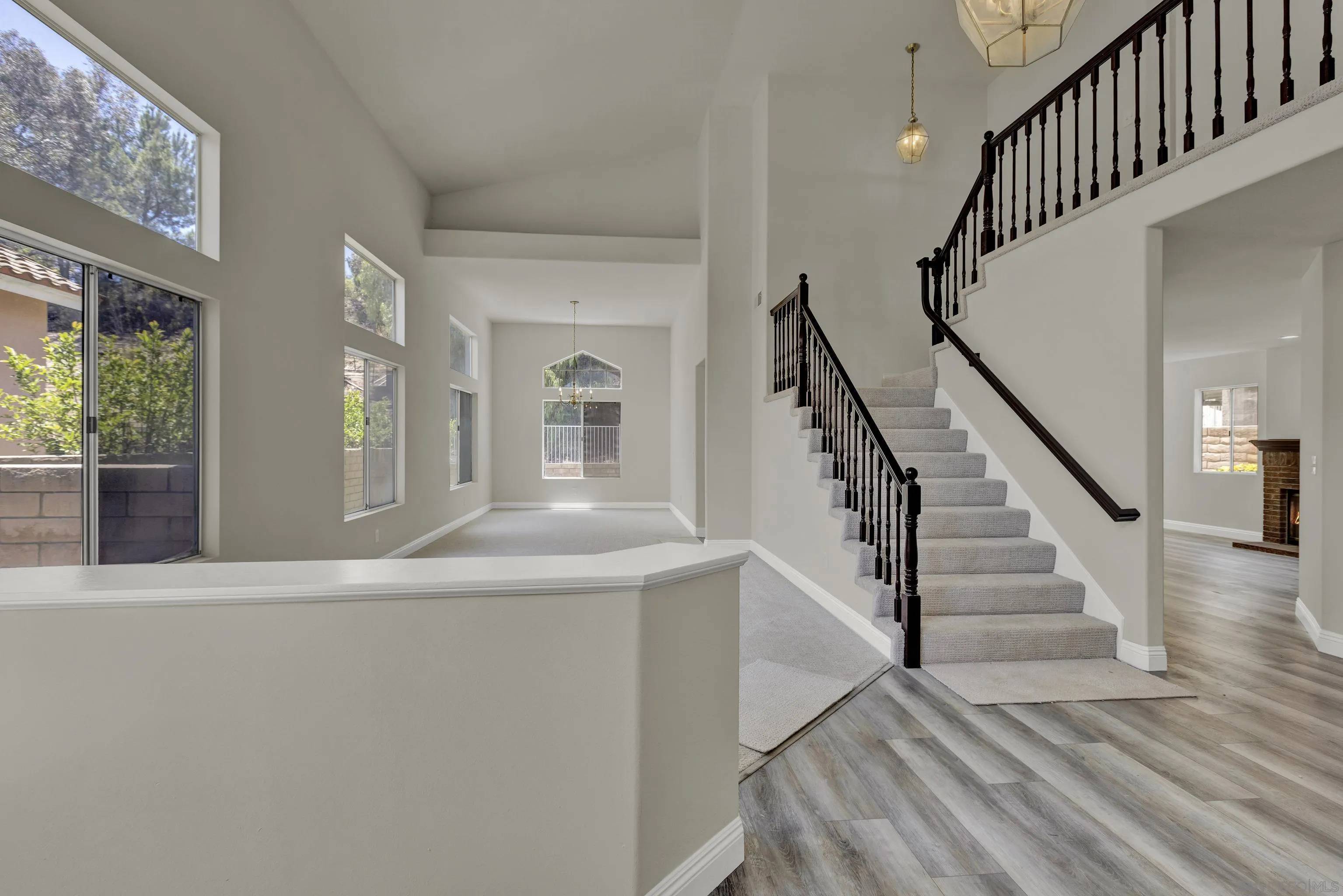 Murrieta, CA 92562,40199 White Leaf Ln