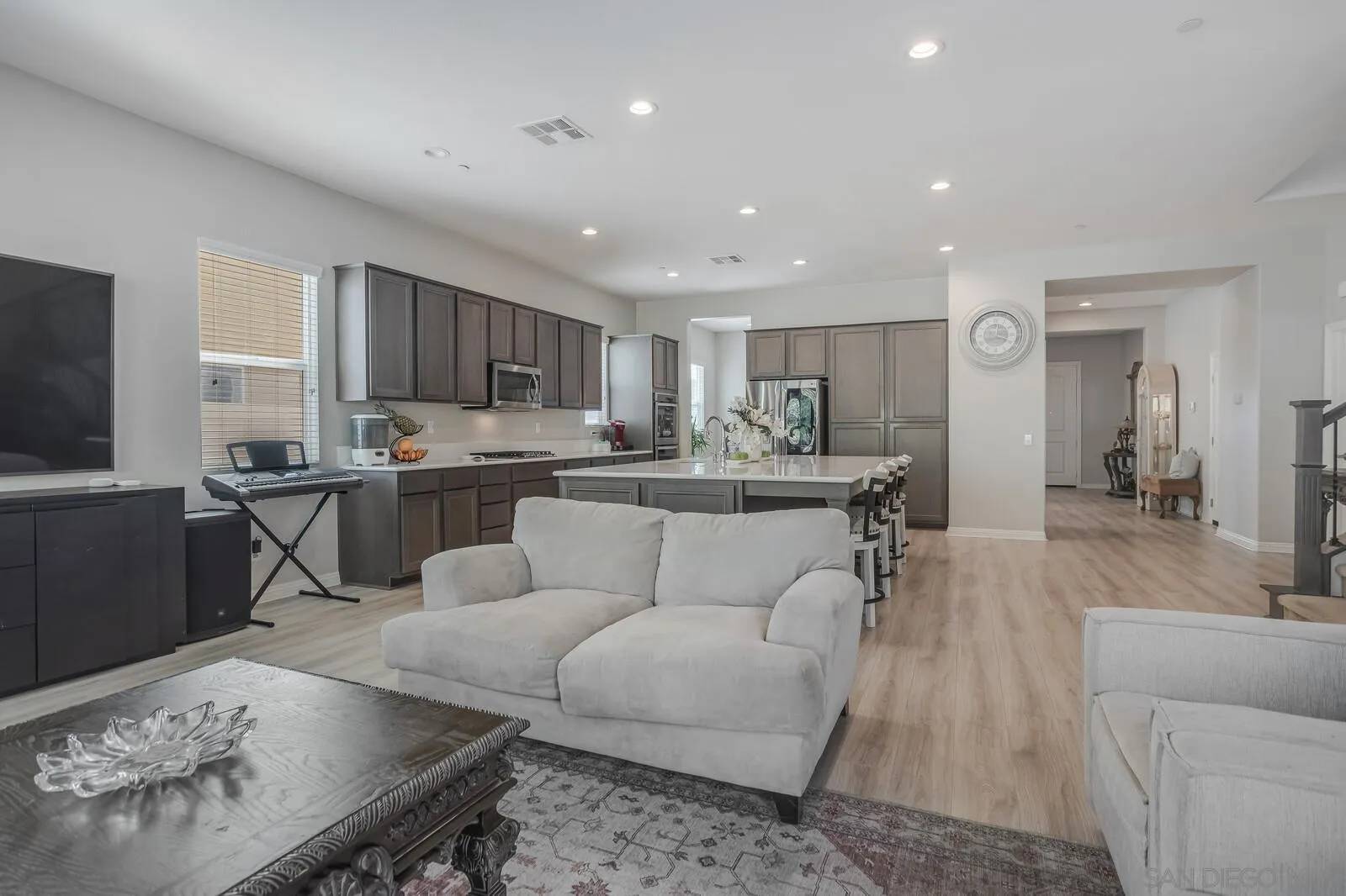 Chula Vista, CA 91913,1849 Santa Christina Avenue