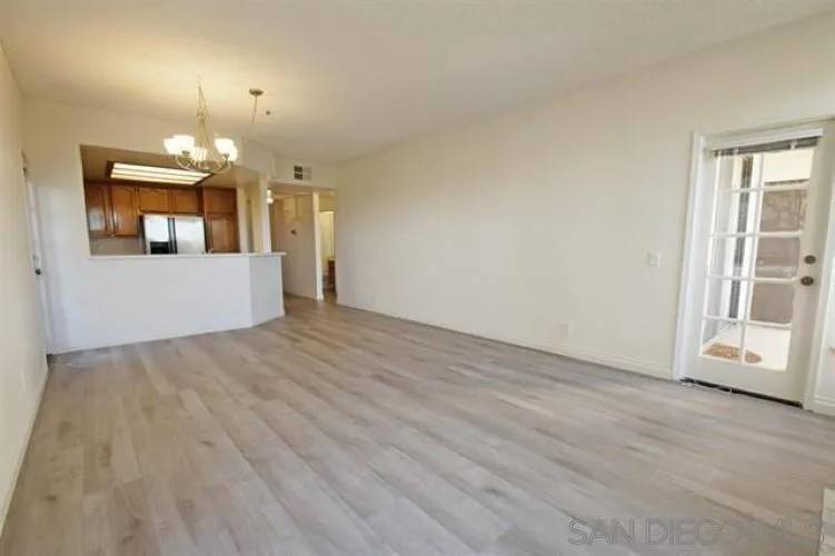 San Diego, CA 92110,5865 Friars Rd #3114