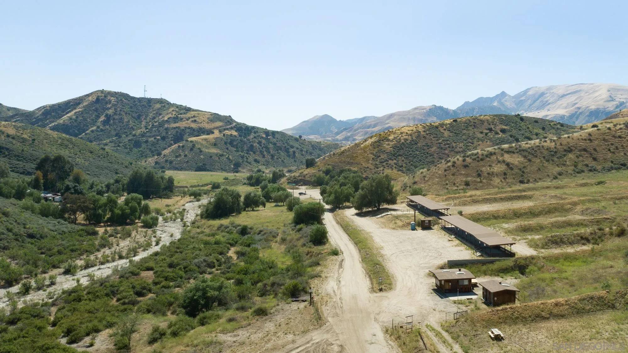 Piru, CA 93040,5822 Holser Canyon Rd