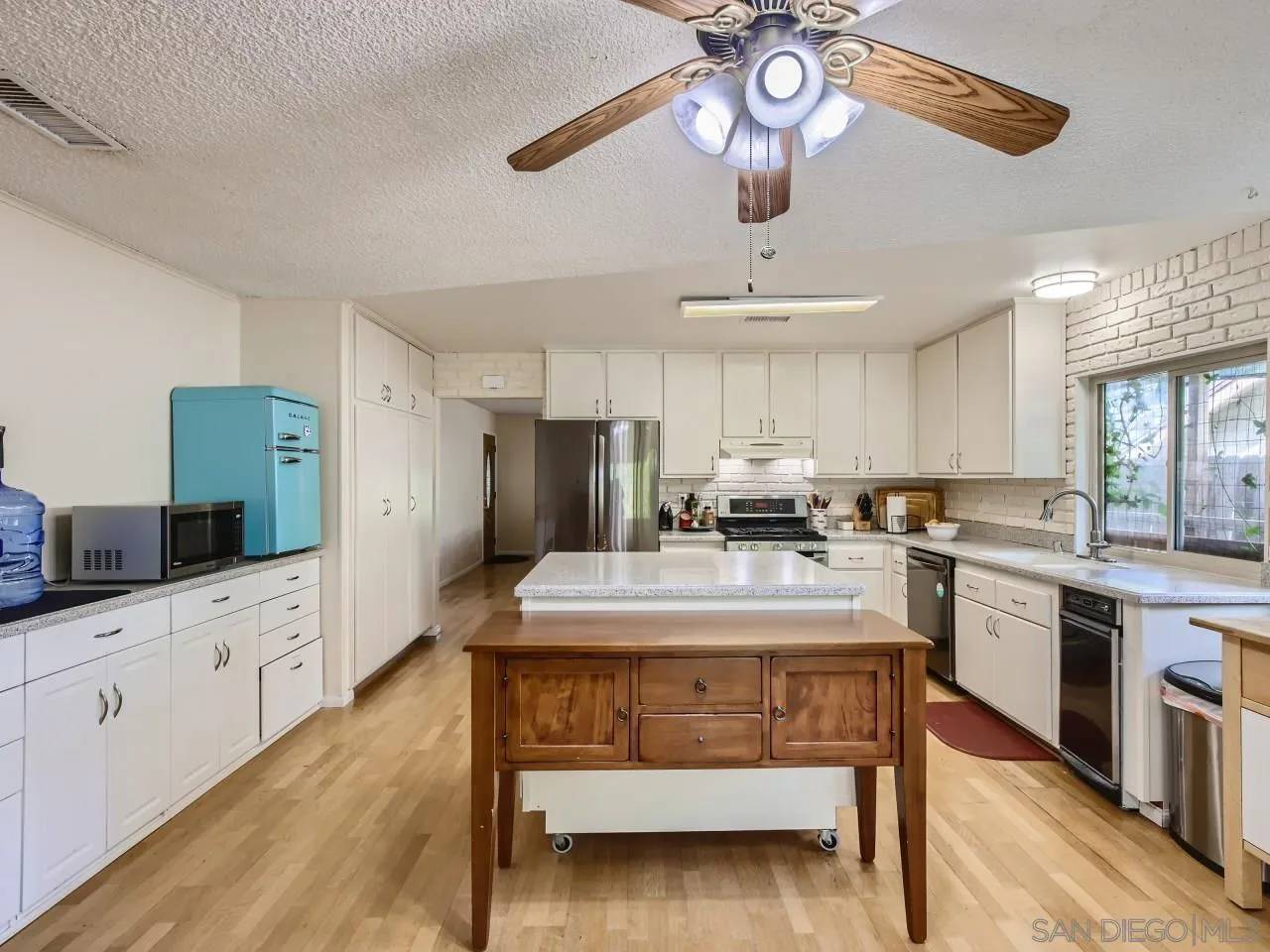 Oceanside, CA 92056,2574 Joann