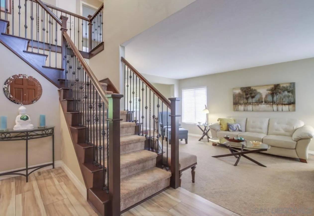 Carlabad, CA 92009,2407 Jacaranda Avenue