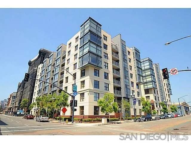 San Diego, CA 92101,1150 J Street #212