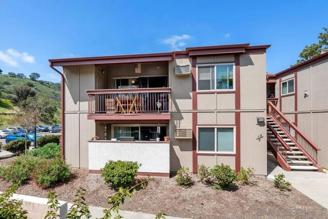 San Diego, CA 92120,5513 Adobe Falls Rd #13