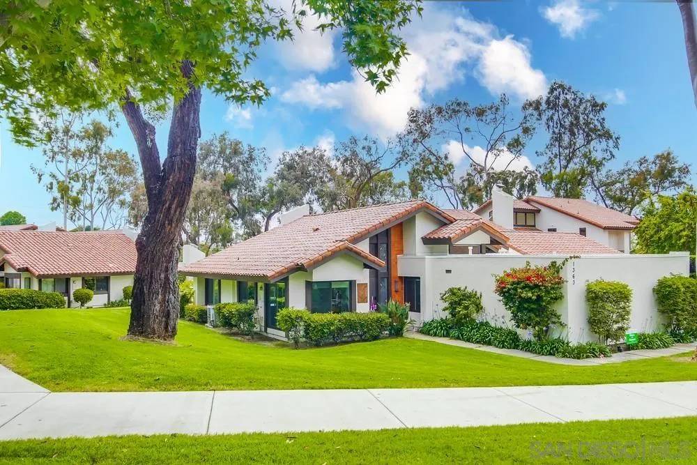 Solana Beach, CA 92075,1363 Sun Valley Road