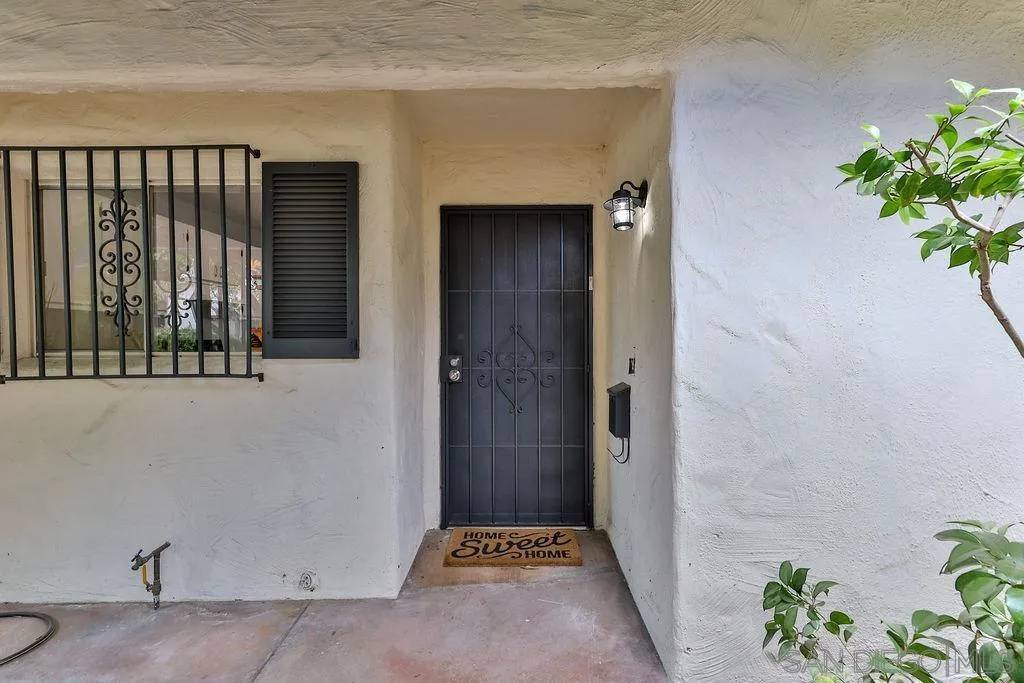 San Diego, CA 92110,4272 Loma Riviera Lane