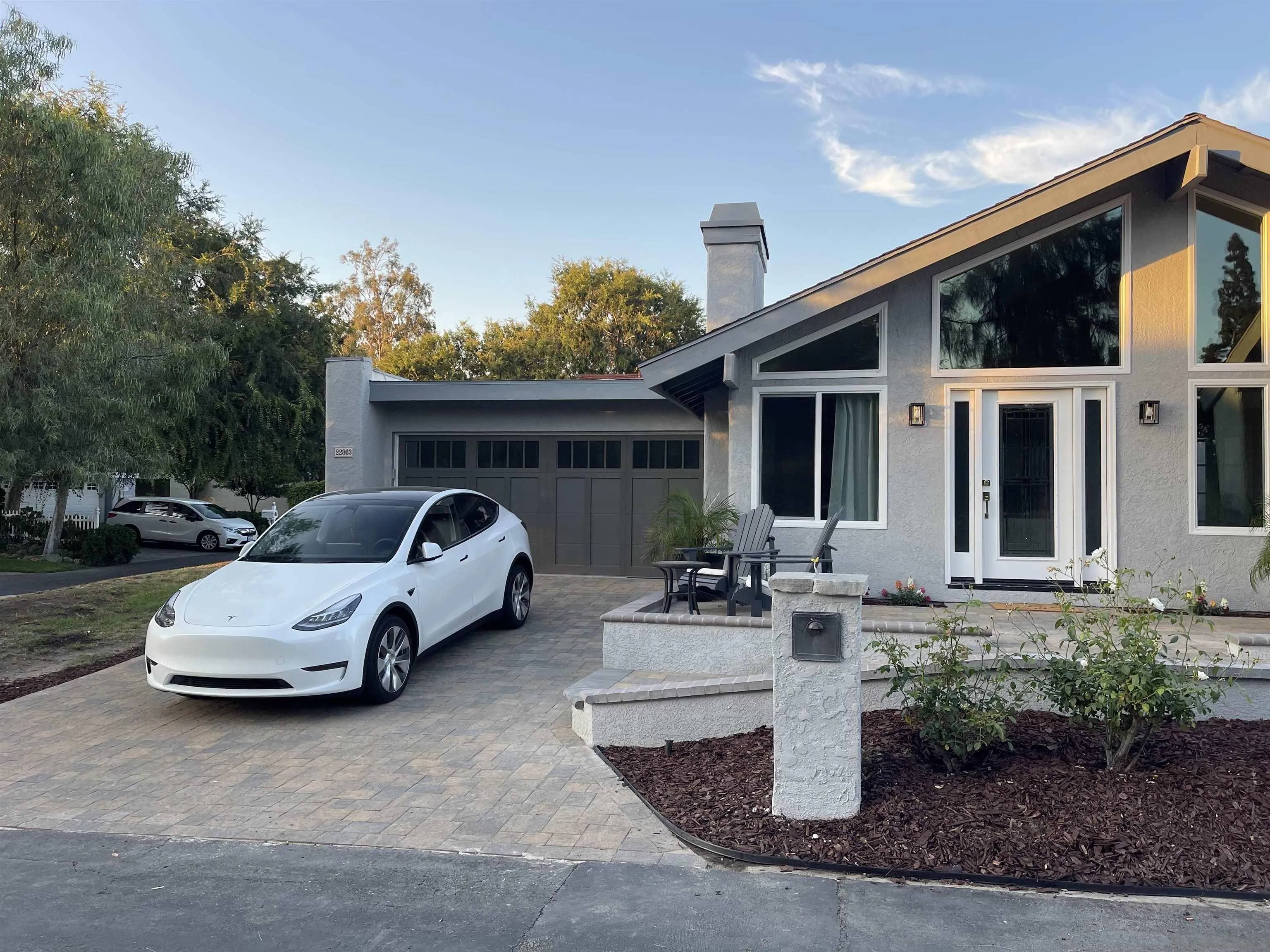 Lake Forest, CA 92630,22863 Ridge Route Ln
