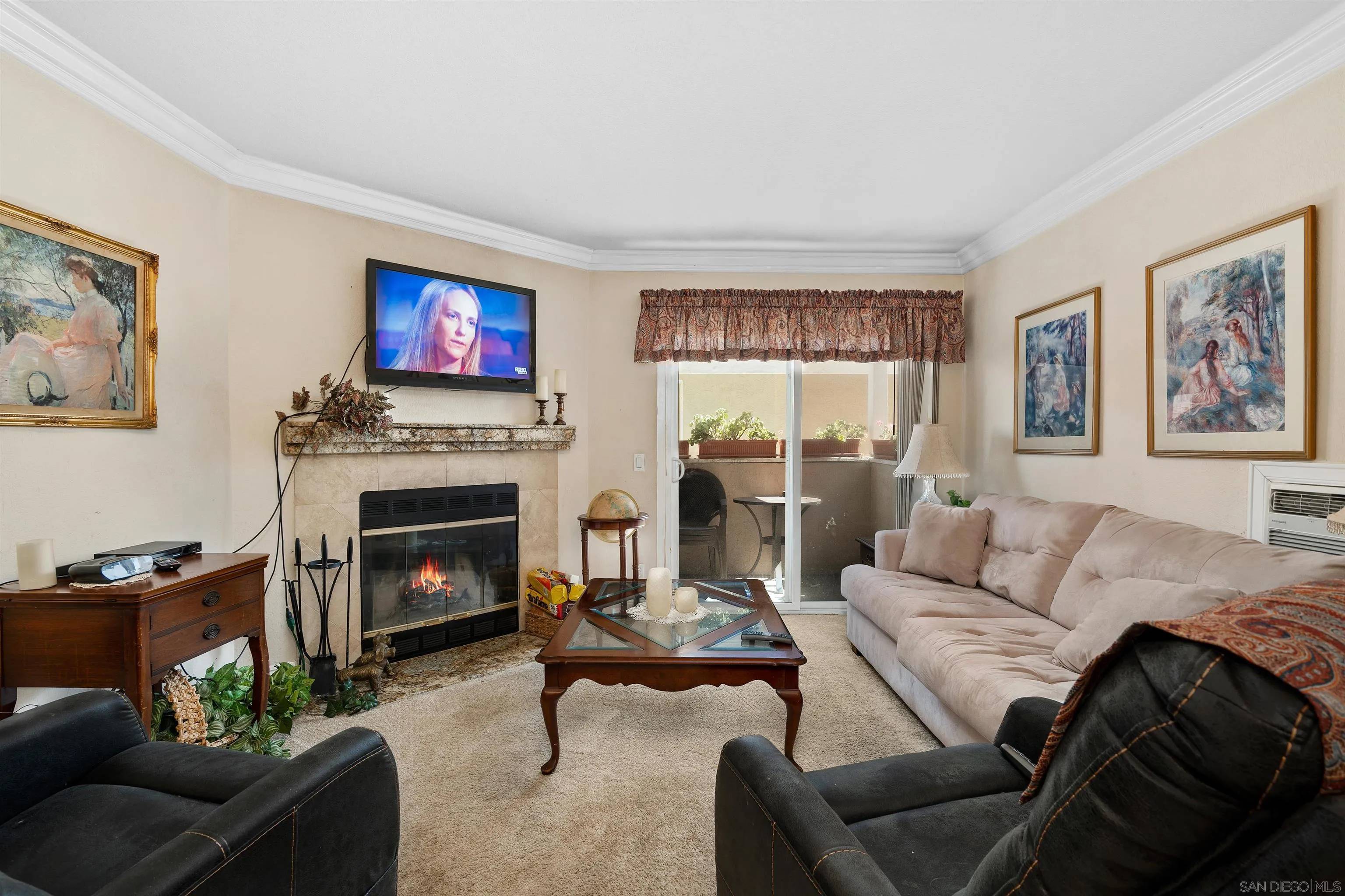 Escondido, CA 92026,1075 N Escondido Blvd #111