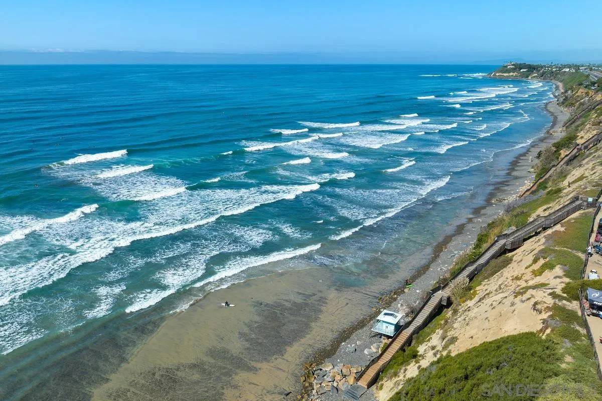 Cardiff-by-the-sea, CA 92007,1935 Cambridge Ave