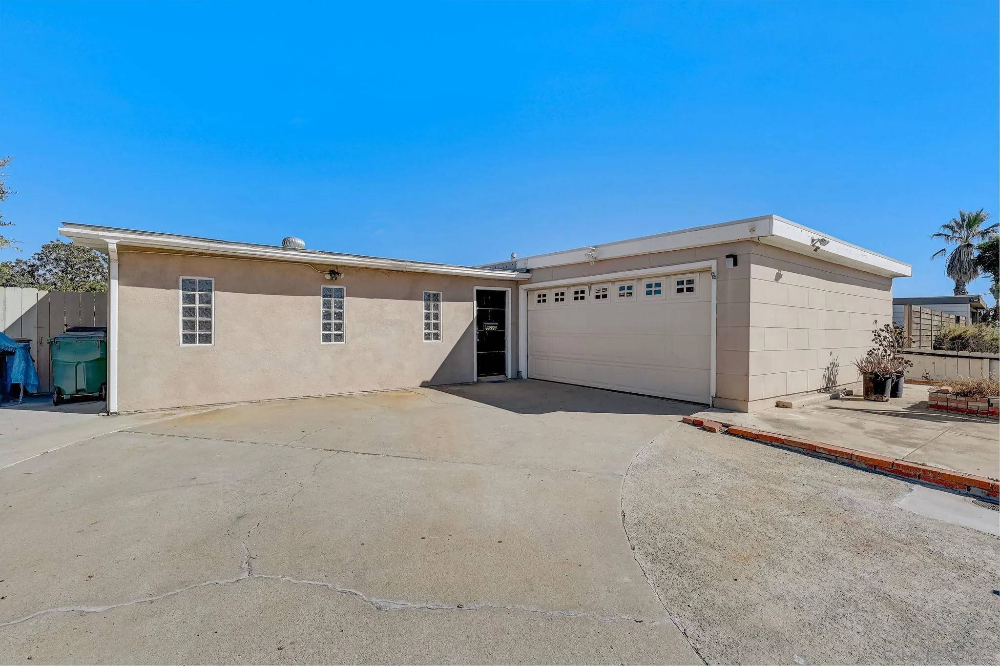 San Diego, CA 92123,8928 Gramercy Dr