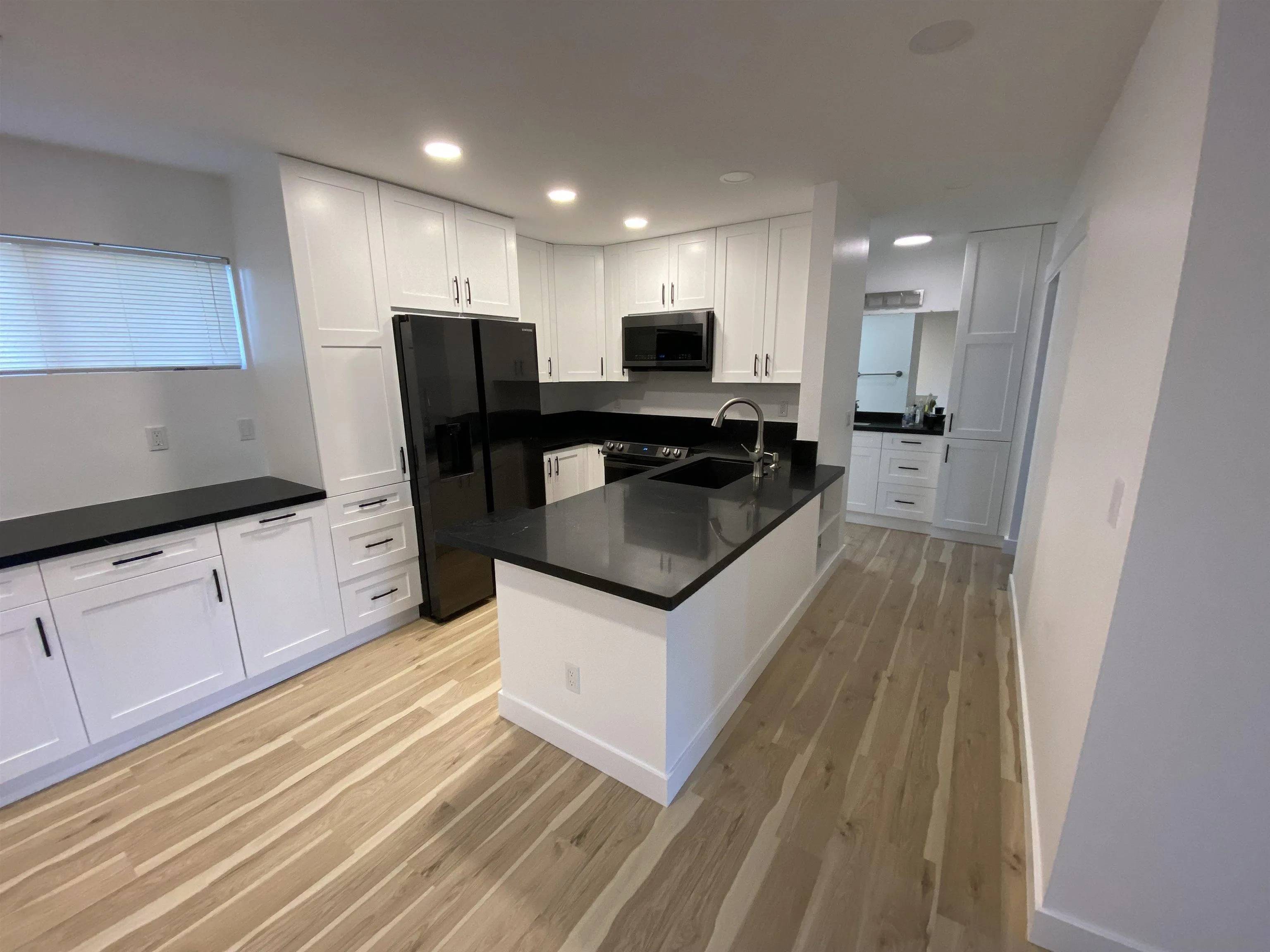 San Diego, CA 92109,2605 Pico Pl #116