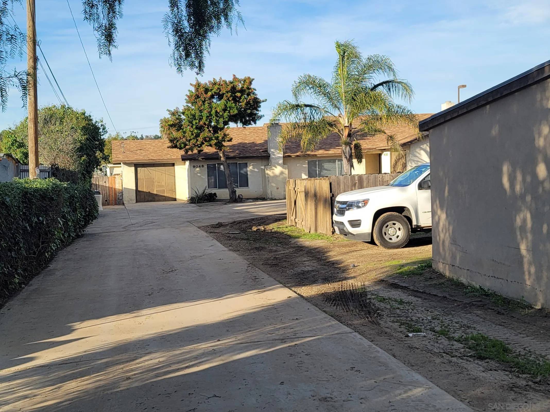 Spring Valley, CA 91977,9048-50 Lamar St