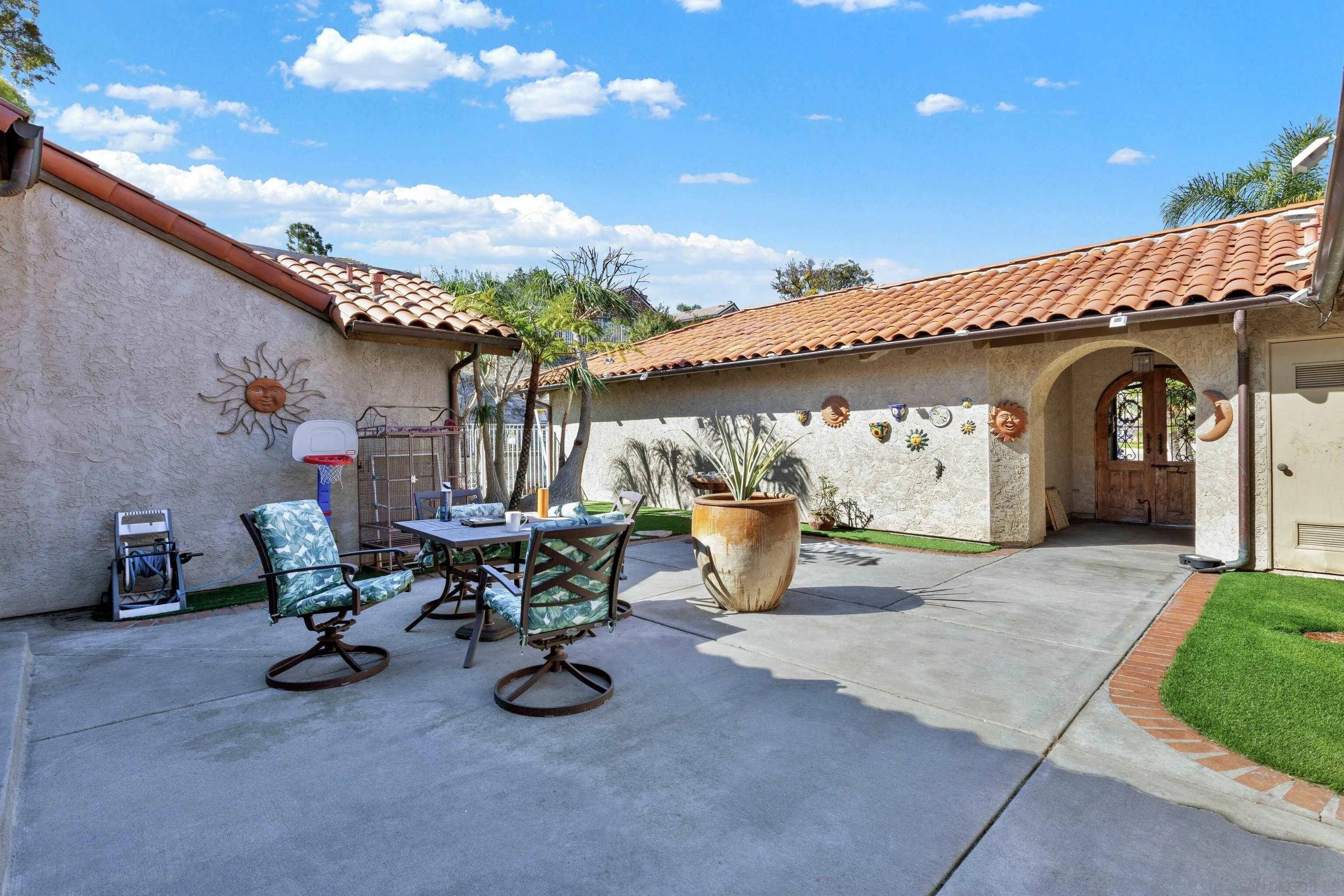 Chula Vista, CA 91913,2025 Chardonnay Ter