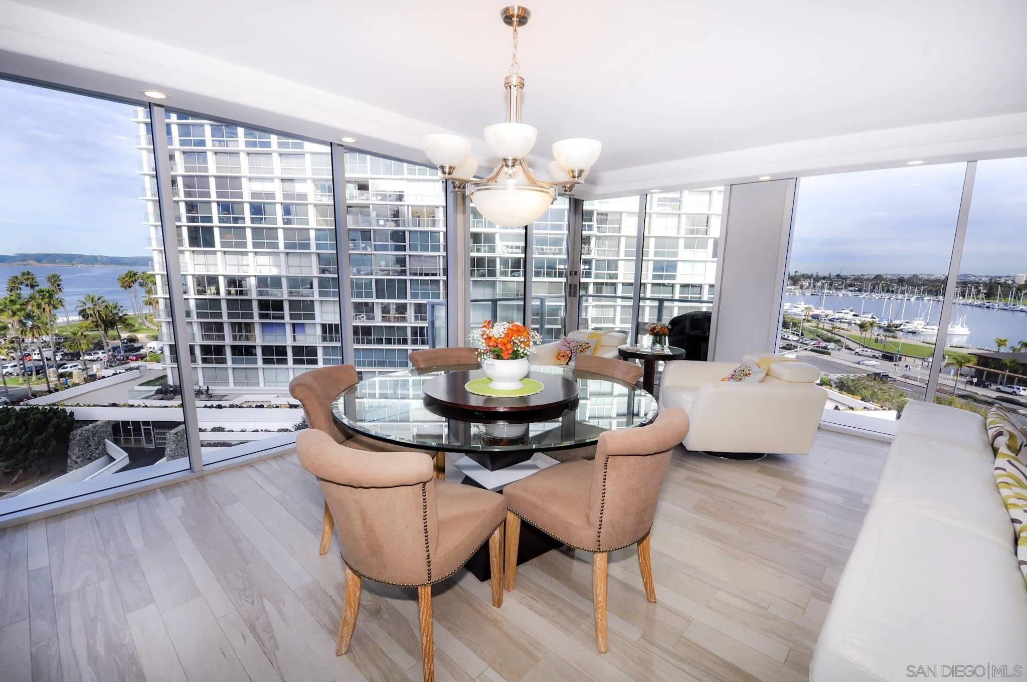 Coronado, CA 92118,1820 Avenida Del Mundo #609